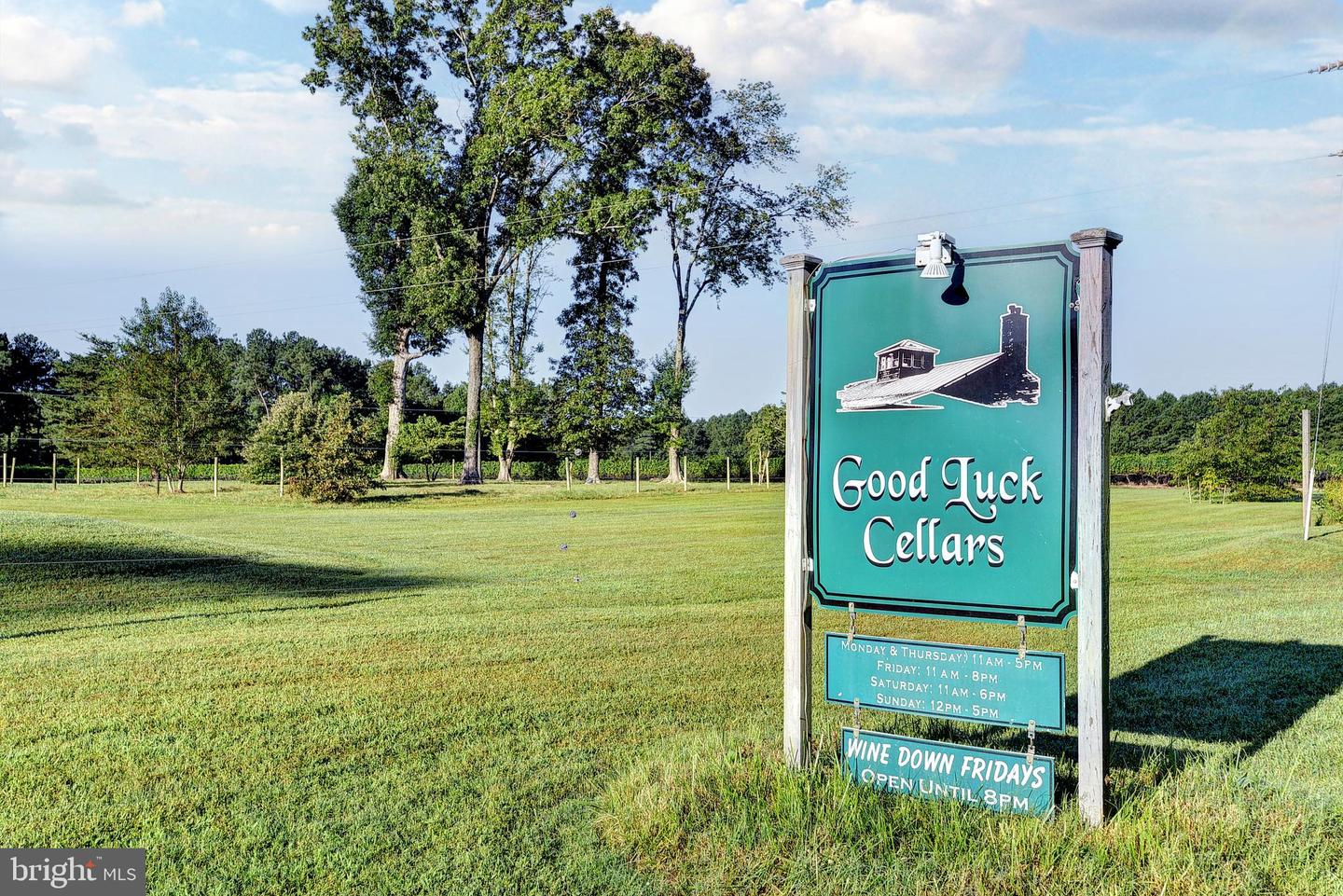1025 GOOD LUCK RD, KILMARNOCK, Virginia 22482, ,Farm,For Sale,1025 GOOD LUCK RD,VALV2000786 MLS # VALV2000786