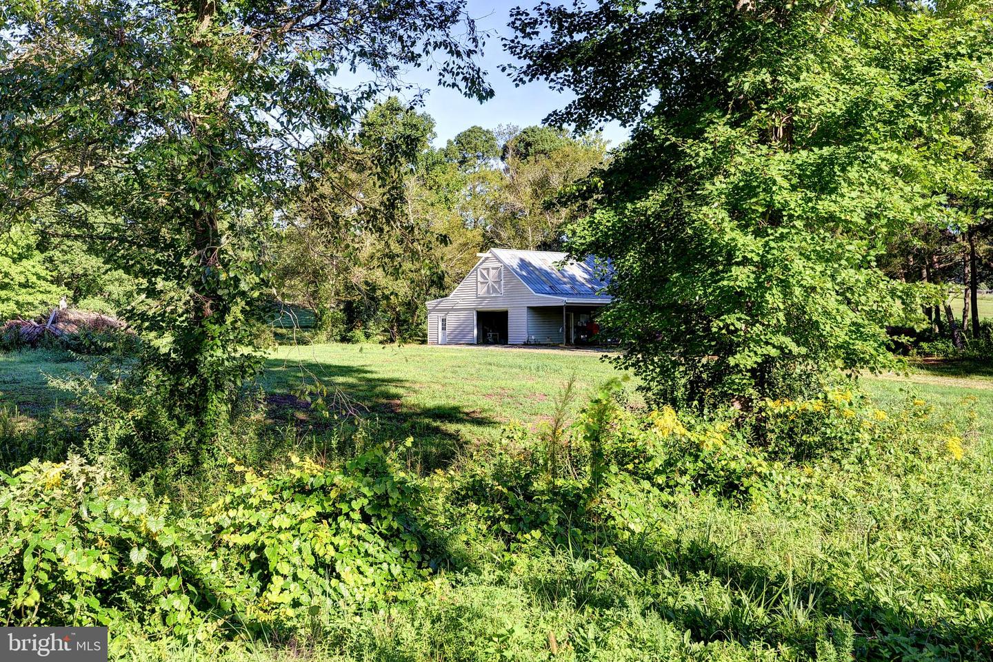 1025 GOOD LUCK RD, KILMARNOCK, Virginia 22482, ,Farm,For Sale,1025 GOOD LUCK RD,VALV2000786 MLS # VALV2000786