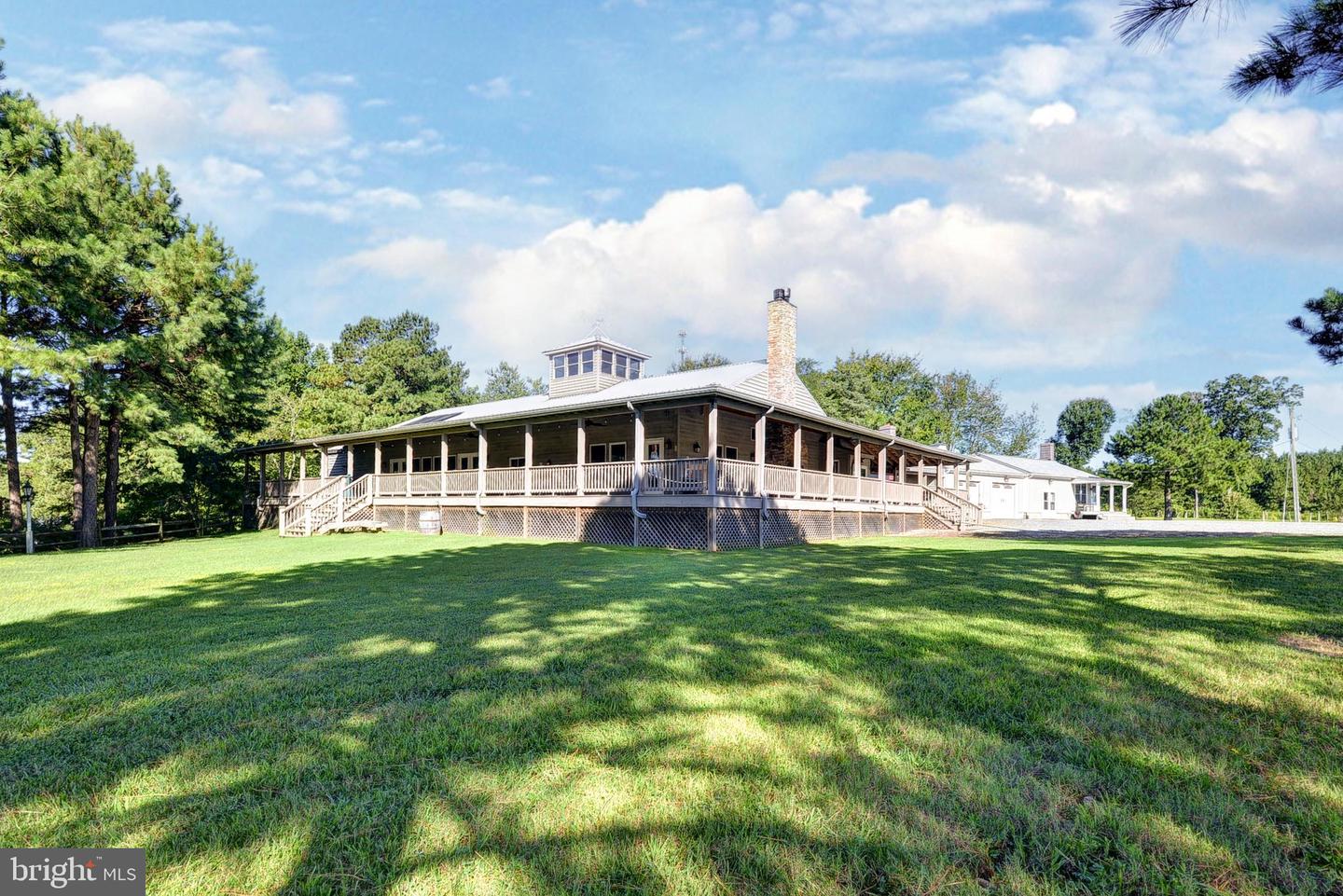 1025 GOOD LUCK RD, KILMARNOCK, Virginia 22482, ,Farm,For Sale,1025 GOOD LUCK RD,VALV2000786 MLS # VALV2000786