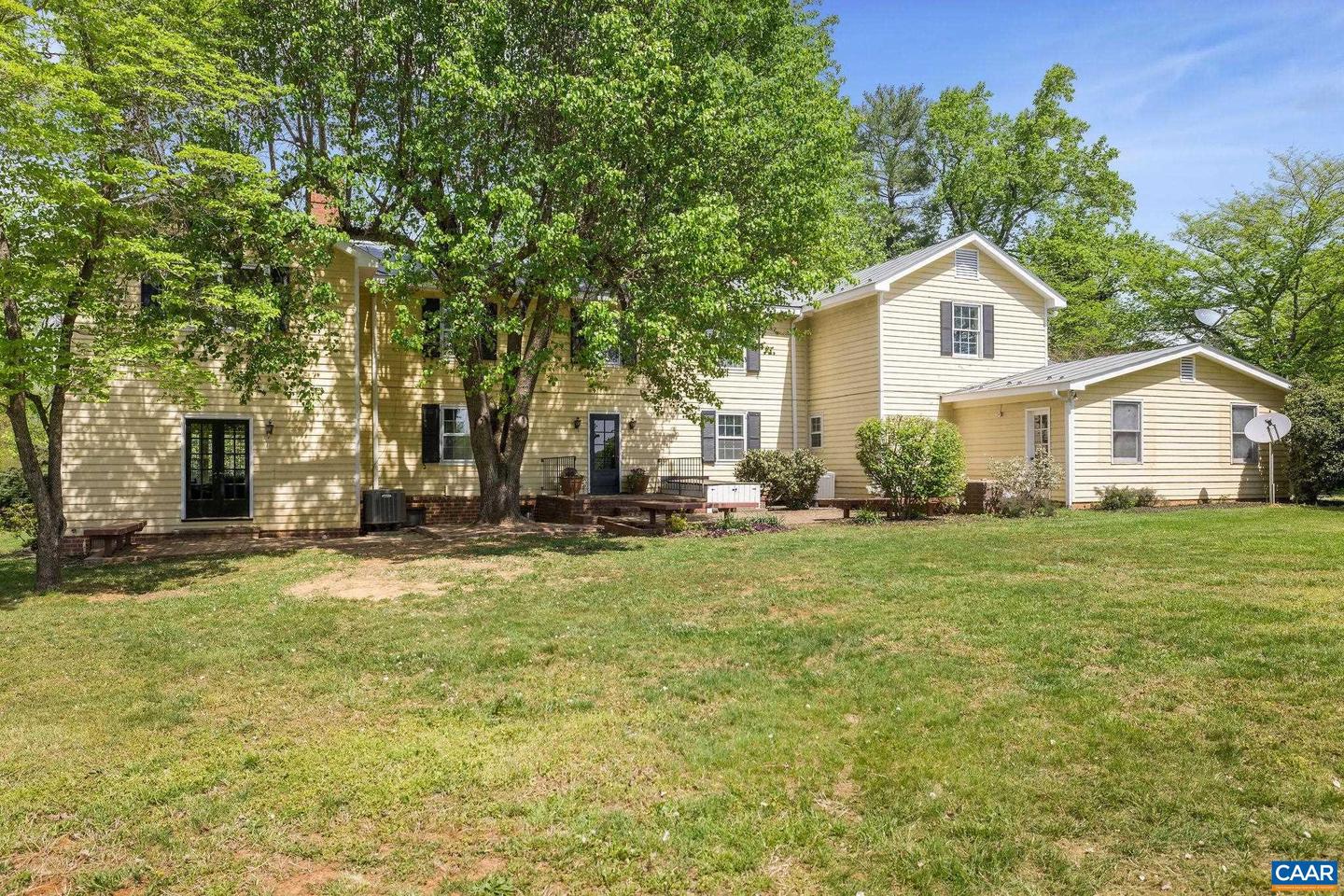 2176 LINDSAY RD, GORDONSVILLE, Virginia 22942, 3 Bedrooms Bedrooms, ,2 BathroomsBathrooms,Farm,For Sale,2176 LINDSAY RD,663874 MLS # 663874 2176 LINDSAY RD, GORDONSVILLE, Virginia 22942, 3 Bedrooms Bedrooms, ,2 BathroomsBathrooms,Farm,For Sale,2176 LINDSAY RD,663874 MLS # 663874