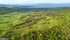 3563 BRIAR HILL LN, DELAPLANE, Virginia 20144, ,Farm,For Sale,3563 BRIAR HILL LN,VAFQ2016518 MLS # VAFQ2016518