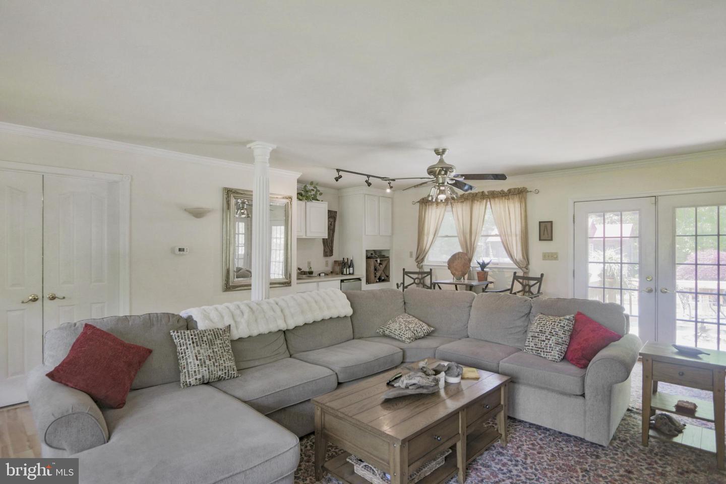 41 WOOD LANDING RD, FREDERICKSBURG, Virginia 22405, 4 Bedrooms Bedrooms, 12 Rooms Rooms,2 BathroomsBathrooms,Residential,For Sale,41 WOOD LANDING RD,VAST2037998 MLS # VAST2037998