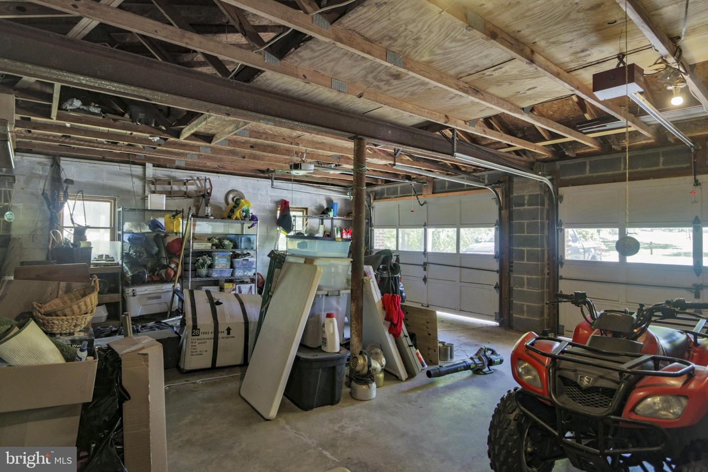 41 WOOD LANDING RD, FREDERICKSBURG, Virginia 22405, 4 Bedrooms Bedrooms, 12 Rooms Rooms,2 BathroomsBathrooms,Residential,For Sale,41 WOOD LANDING RD,VAST2037998 MLS # VAST2037998