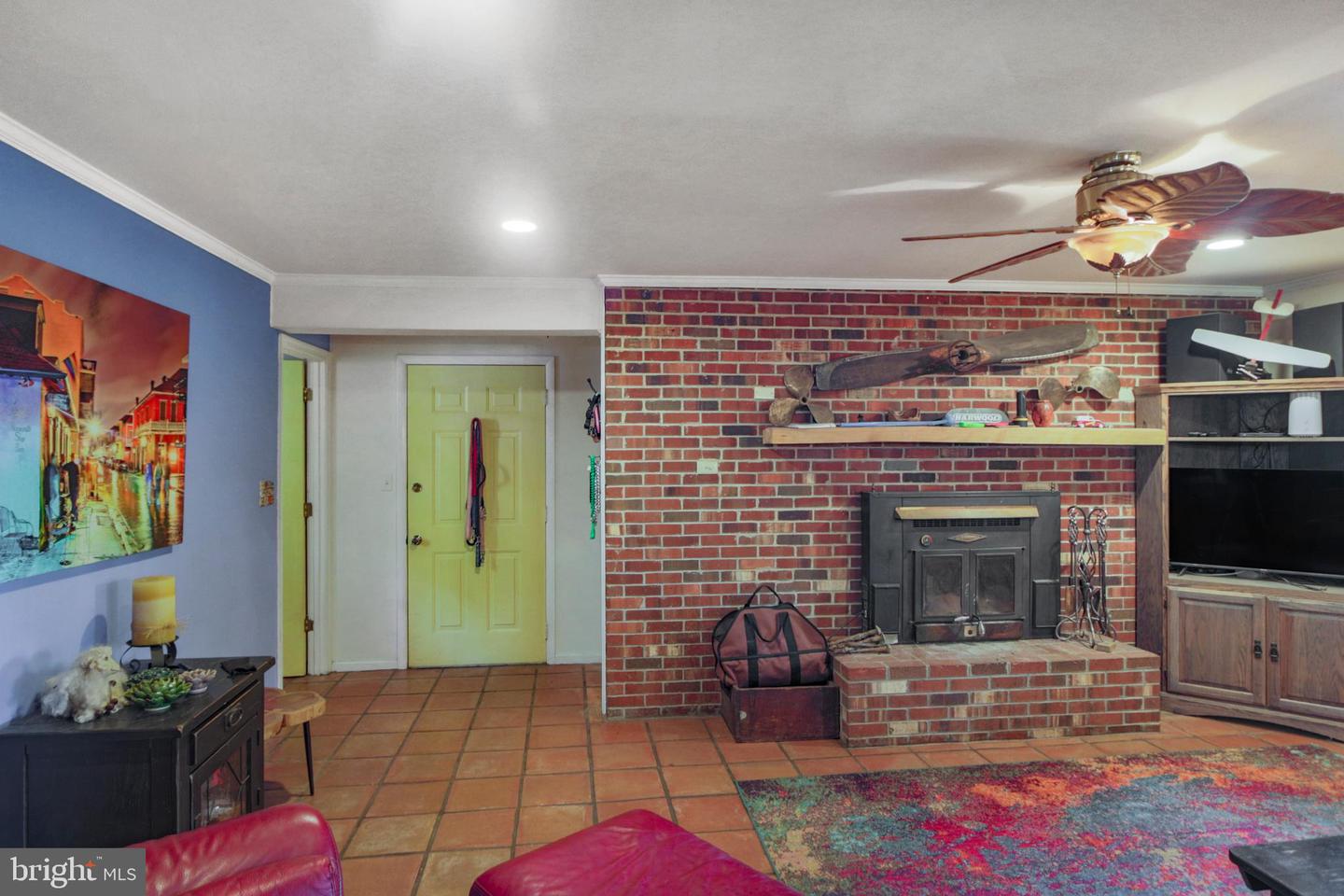 41 WOOD LANDING RD, FREDERICKSBURG, Virginia 22405, 4 Bedrooms Bedrooms, 12 Rooms Rooms,2 BathroomsBathrooms,Residential,For Sale,41 WOOD LANDING RD,VAST2037998 MLS # VAST2037998