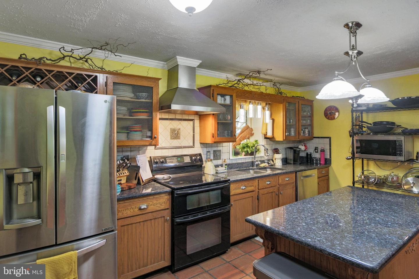 41 WOOD LANDING RD, FREDERICKSBURG, Virginia 22405, 4 Bedrooms Bedrooms, 12 Rooms Rooms,2 BathroomsBathrooms,Residential,For Sale,41 WOOD LANDING RD,VAST2037998 MLS # VAST2037998