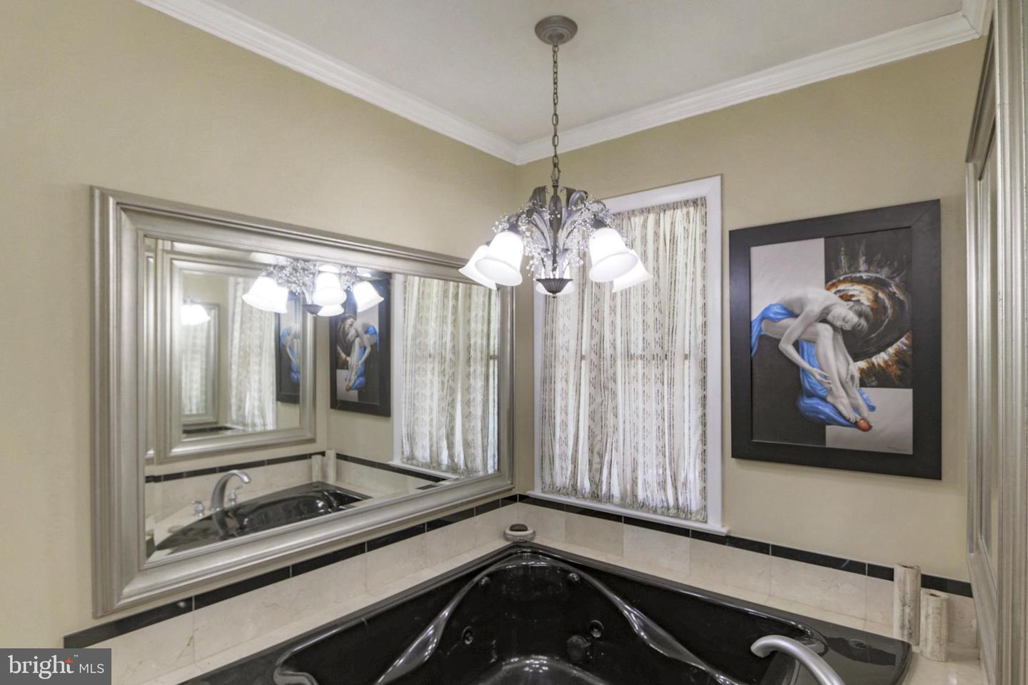 41 WOOD LANDING RD, FREDERICKSBURG, Virginia 22405, 4 Bedrooms Bedrooms, 12 Rooms Rooms,2 BathroomsBathrooms,Residential,For Sale,41 WOOD LANDING RD,VAST2037998 MLS # VAST2037998