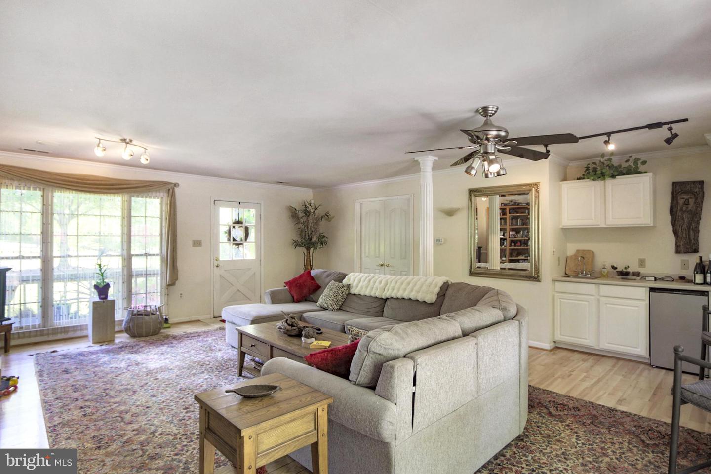 41 WOOD LANDING RD, FREDERICKSBURG, Virginia 22405, 4 Bedrooms Bedrooms, 12 Rooms Rooms,2 BathroomsBathrooms,Residential,For Sale,41 WOOD LANDING RD,VAST2037998 MLS # VAST2037998