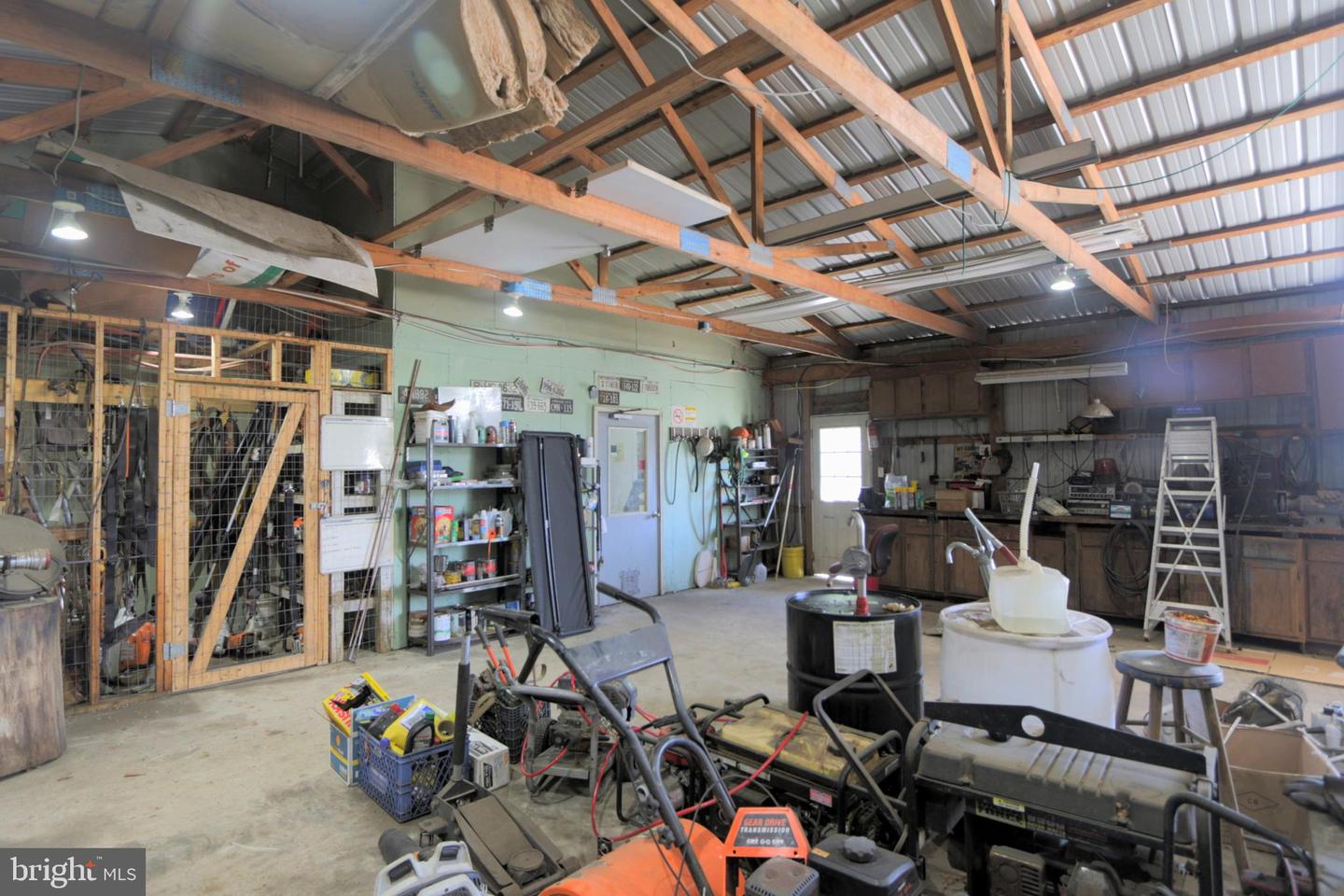 41 WOOD LANDING RD, FREDERICKSBURG, Virginia 22405, 4 Bedrooms Bedrooms, 12 Rooms Rooms,2 BathroomsBathrooms,Residential,For Sale,41 WOOD LANDING RD,VAST2037998 MLS # VAST2037998