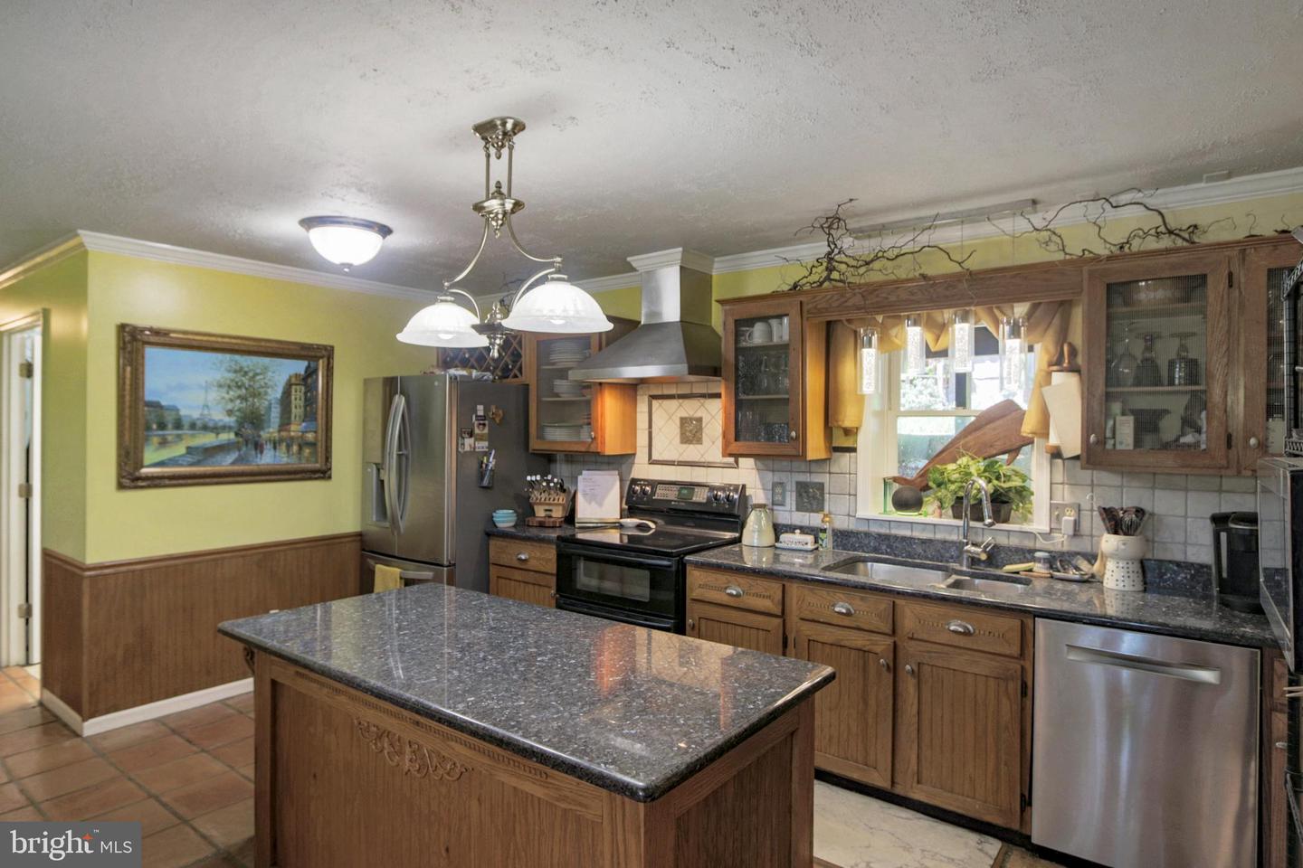 41 WOOD LANDING RD, FREDERICKSBURG, Virginia 22405, 4 Bedrooms Bedrooms, 12 Rooms Rooms,2 BathroomsBathrooms,Residential,For Sale,41 WOOD LANDING RD,VAST2037998 MLS # VAST2037998