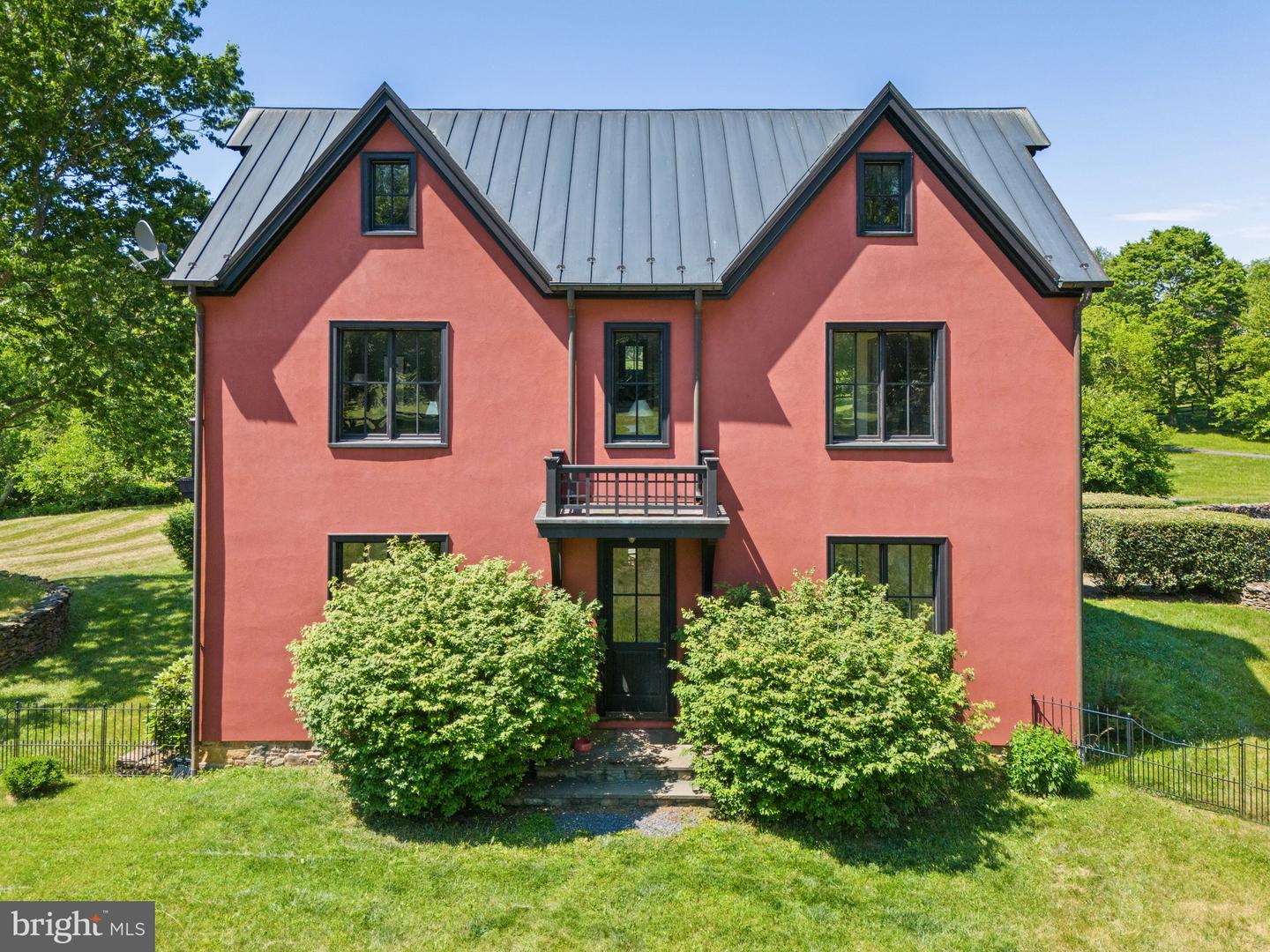 9425 BLACKPOND LN, DELAPLANE, Virginia 20144, 5 Bedrooms Bedrooms, ,5 BathroomsBathrooms,Residential,For Sale,9425 BLACKPOND LN,VAFQ2015892 MLS # VAFQ2015892