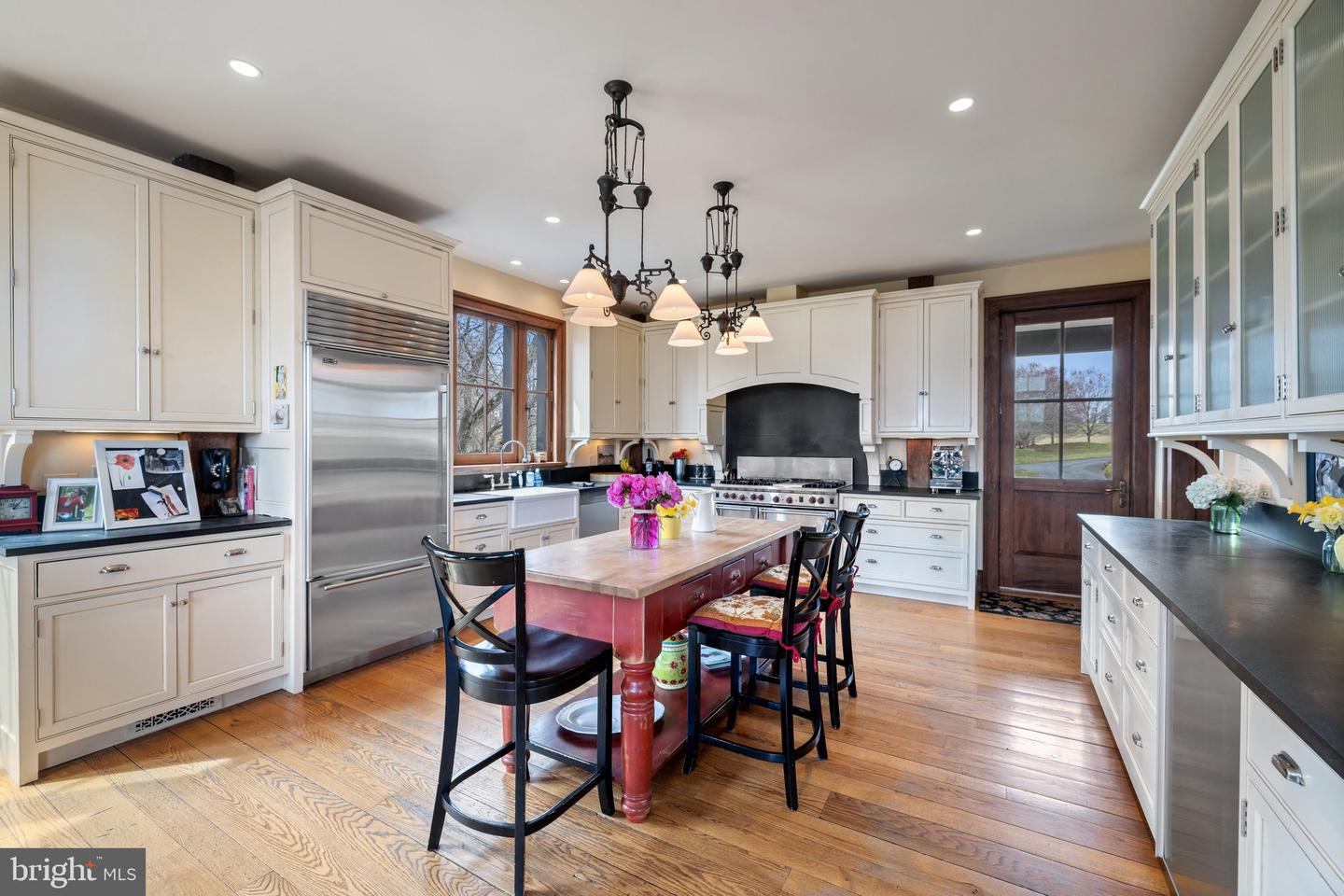 9425 BLACKPOND LN, DELAPLANE, Virginia 20144, 5 Bedrooms Bedrooms, ,5 BathroomsBathrooms,Residential,For Sale,9425 BLACKPOND LN,VAFQ2015892 MLS # VAFQ2015892