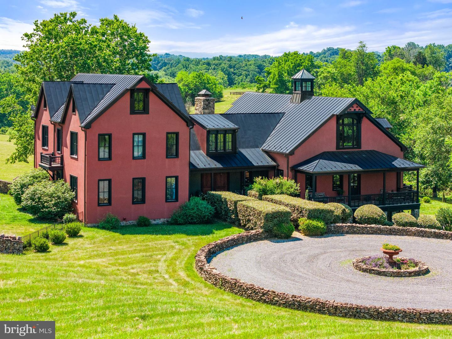 9425 BLACKPOND LN, DELAPLANE, Virginia 20144, 5 Bedrooms Bedrooms, ,5 BathroomsBathrooms,Residential,For Sale,9425 BLACKPOND LN,VAFQ2015892 MLS # VAFQ2015892