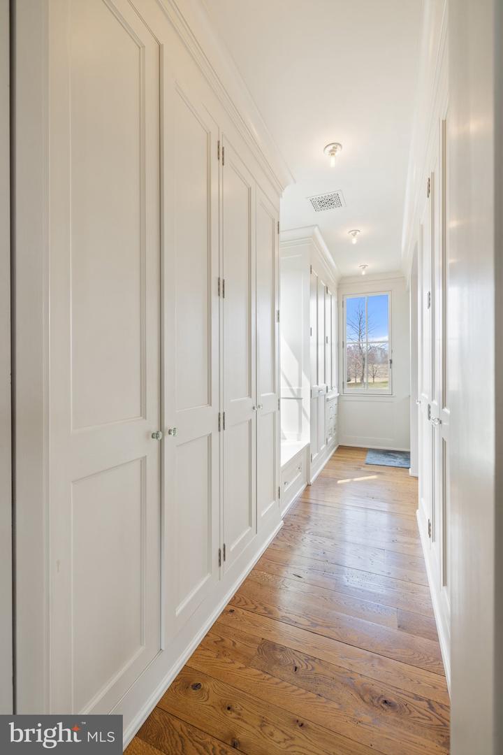 9425 BLACKPOND LN, DELAPLANE, Virginia 20144, 5 Bedrooms Bedrooms, ,5 BathroomsBathrooms,Residential,For Sale,9425 BLACKPOND LN,VAFQ2015892 MLS # VAFQ2015892