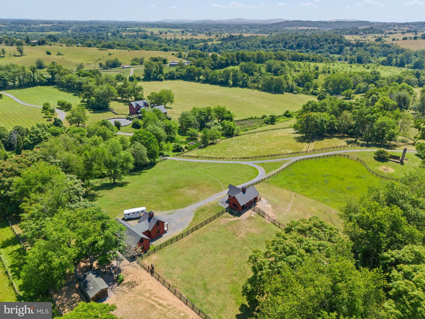 9425 BLACKPOND LN, DELAPLANE, Virginia 20144, 5 Bedrooms Bedrooms, ,5 BathroomsBathrooms,Residential,For Sale,9425 BLACKPOND LN,VAFQ2015892 MLS # VAFQ2015892