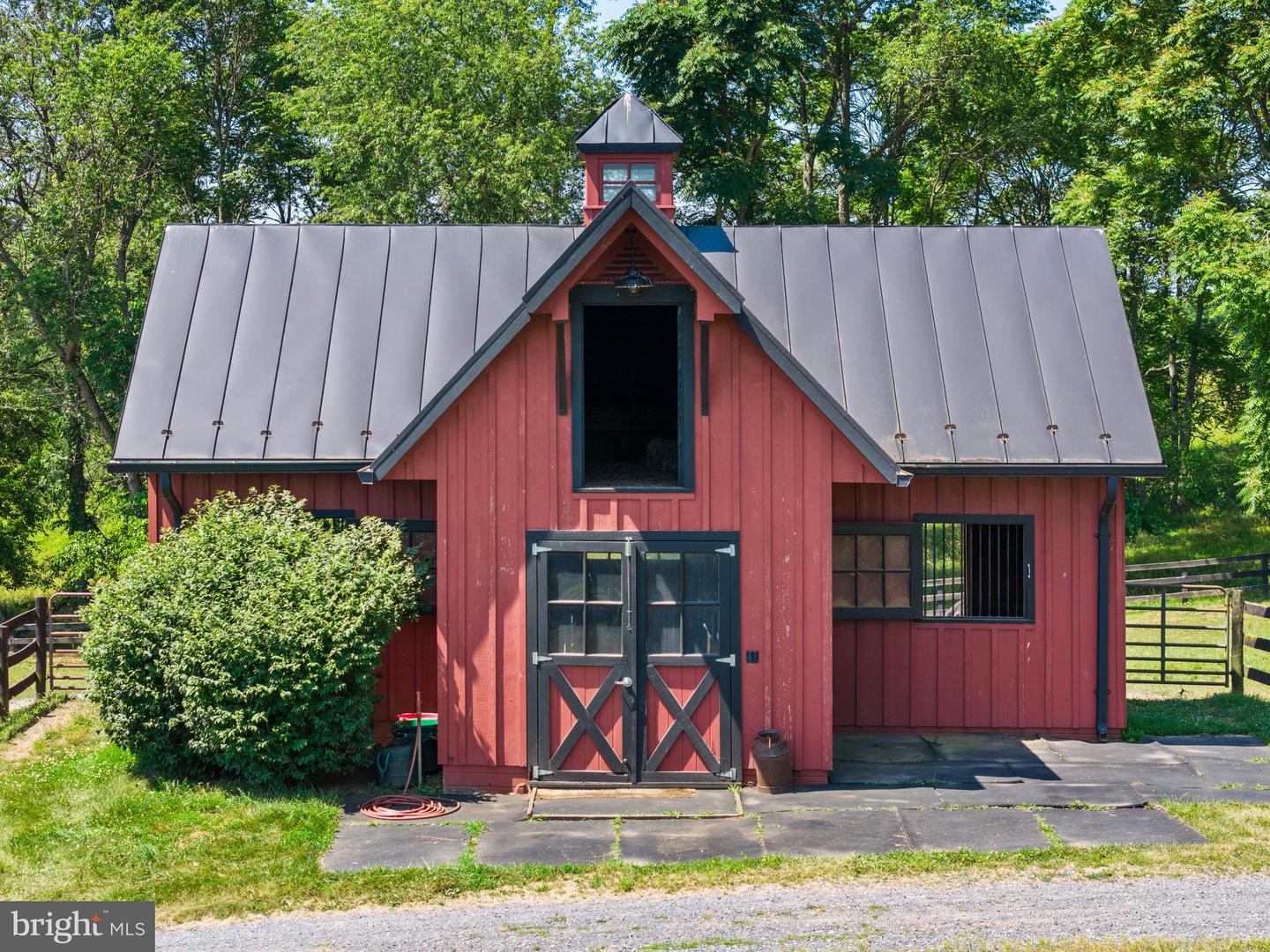 9425 BLACKPOND LN, DELAPLANE, Virginia 20144, 5 Bedrooms Bedrooms, ,5 BathroomsBathrooms,Residential,For Sale,9425 BLACKPOND LN,VAFQ2015892 MLS # VAFQ2015892