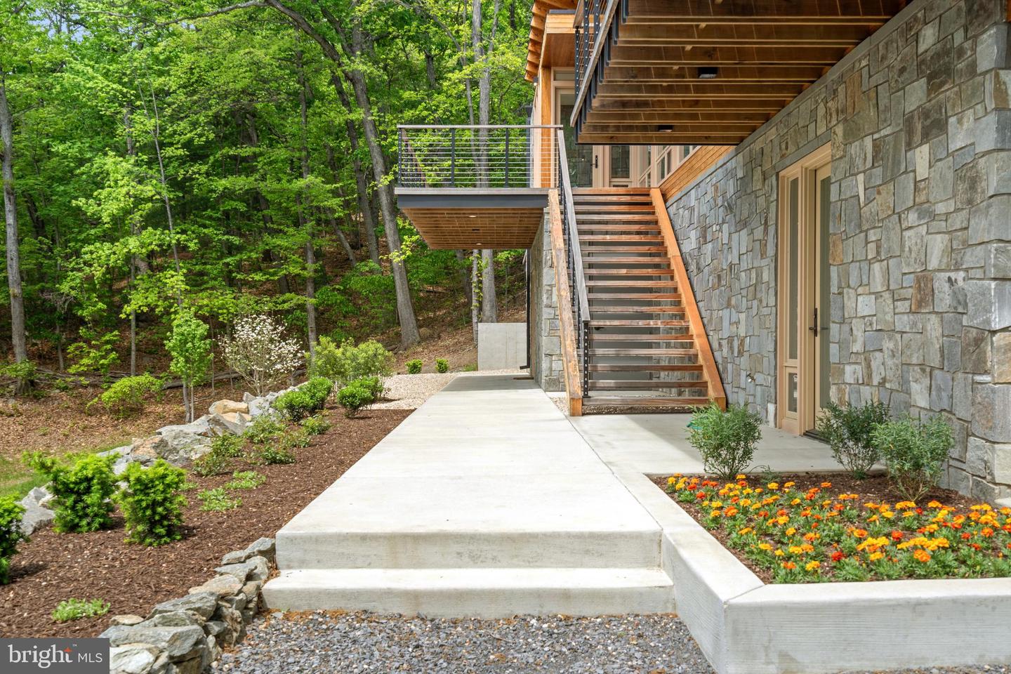 559 BESSIE BELL MOUNTAIN RD, CASTLETON, Virginia 22716, 3 Bedrooms Bedrooms, ,2 BathroomsBathrooms,Residential,For Sale,559 BESSIE BELL MOUNTAIN RD,VARP2002080 MLS # VARP2002080 559 BESSIE BELL MOUNTAIN RD, CASTLETON, Virginia 22716, 3 Bedrooms Bedrooms, ,2 BathroomsBathrooms,Residential,For Sale,559 BESSIE BELL MOUNTAIN RD,VARP2002080 MLS # VARP2002080