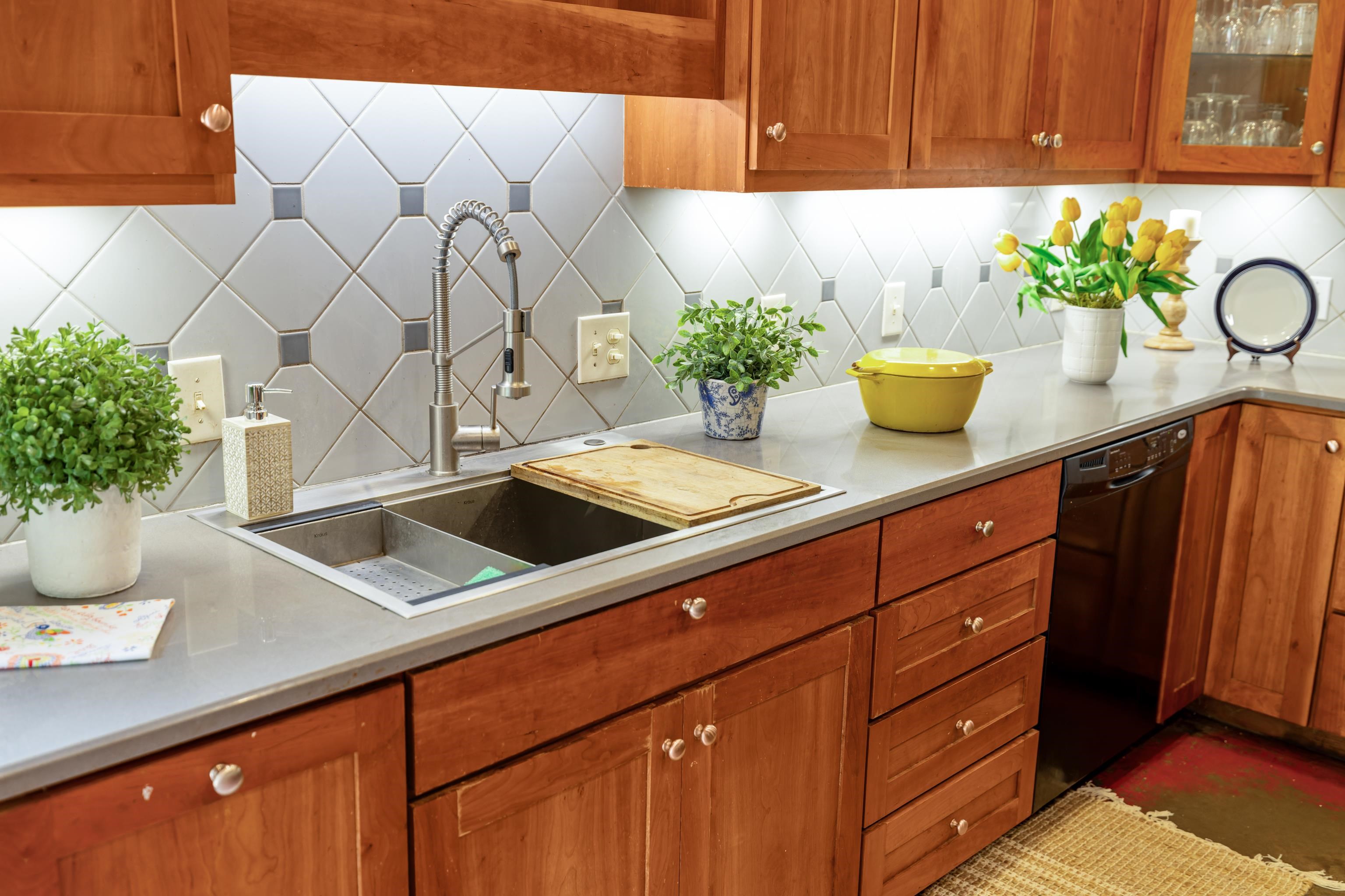 7598 N LEE HWY, RAPHINE, Virginia 24472, 2 Bedrooms Bedrooms, ,2 BathroomsBathrooms,Residential,14,7598 N LEE HWY,664489 MLS # 664489