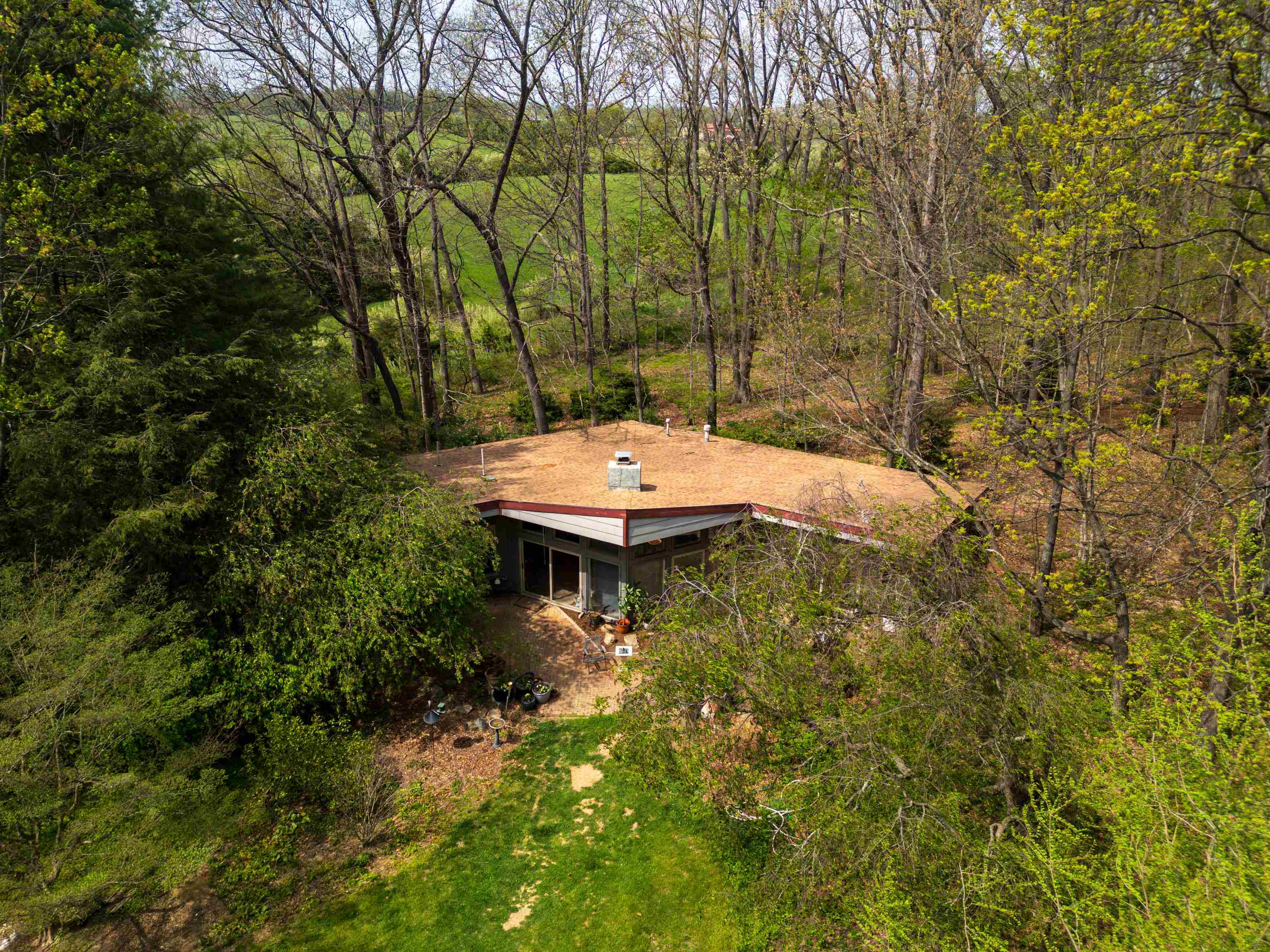 7598 N LEE HWY, RAPHINE, Virginia 24472, 2 Bedrooms Bedrooms, ,2 BathroomsBathrooms,Residential,14,7598 N LEE HWY,664489 MLS # 664489