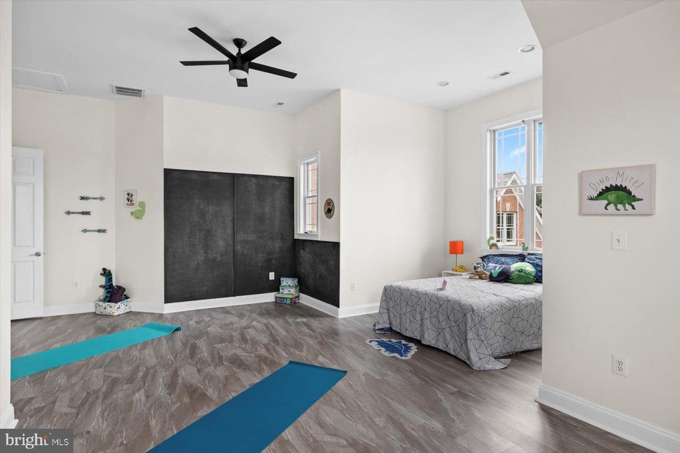 10150 HEDRICK FARM LN, MIDLAND, Virginia 22728, 7 Bedrooms Bedrooms, ,6 BathroomsBathrooms,Residential,For Sale,10150 HEDRICK FARM LN,VAFQ2016418 MLS # VAFQ2016418 10150 HEDRICK FARM LN, MIDLAND, Virginia 22728, 7 Bedrooms Bedrooms, ,6 BathroomsBathrooms,Residential,For Sale,10150 HEDRICK FARM LN,VAFQ2016418 MLS # VAFQ2016418