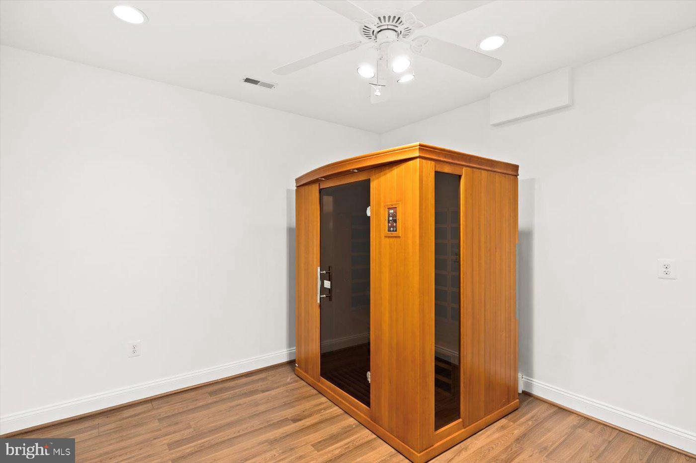 10150 HEDRICK FARM LN, MIDLAND, Virginia 22728, 7 Bedrooms Bedrooms, ,6 BathroomsBathrooms,Residential,For Sale,10150 HEDRICK FARM LN,VAFQ2016418 MLS # VAFQ2016418 10150 HEDRICK FARM LN, MIDLAND, Virginia 22728, 7 Bedrooms Bedrooms, ,6 BathroomsBathrooms,Residential,For Sale,10150 HEDRICK FARM LN,VAFQ2016418 MLS # VAFQ2016418