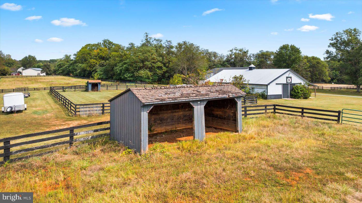 10150 HEDRICK FARM LN, MIDLAND, Virginia 22728, 7 Bedrooms Bedrooms, ,6 BathroomsBathrooms,Residential,For Sale,10150 HEDRICK FARM LN,VAFQ2016418 MLS # VAFQ2016418 10150 HEDRICK FARM LN, MIDLAND, Virginia 22728, 7 Bedrooms Bedrooms, ,6 BathroomsBathrooms,Residential,For Sale,10150 HEDRICK FARM LN,VAFQ2016418 MLS # VAFQ2016418