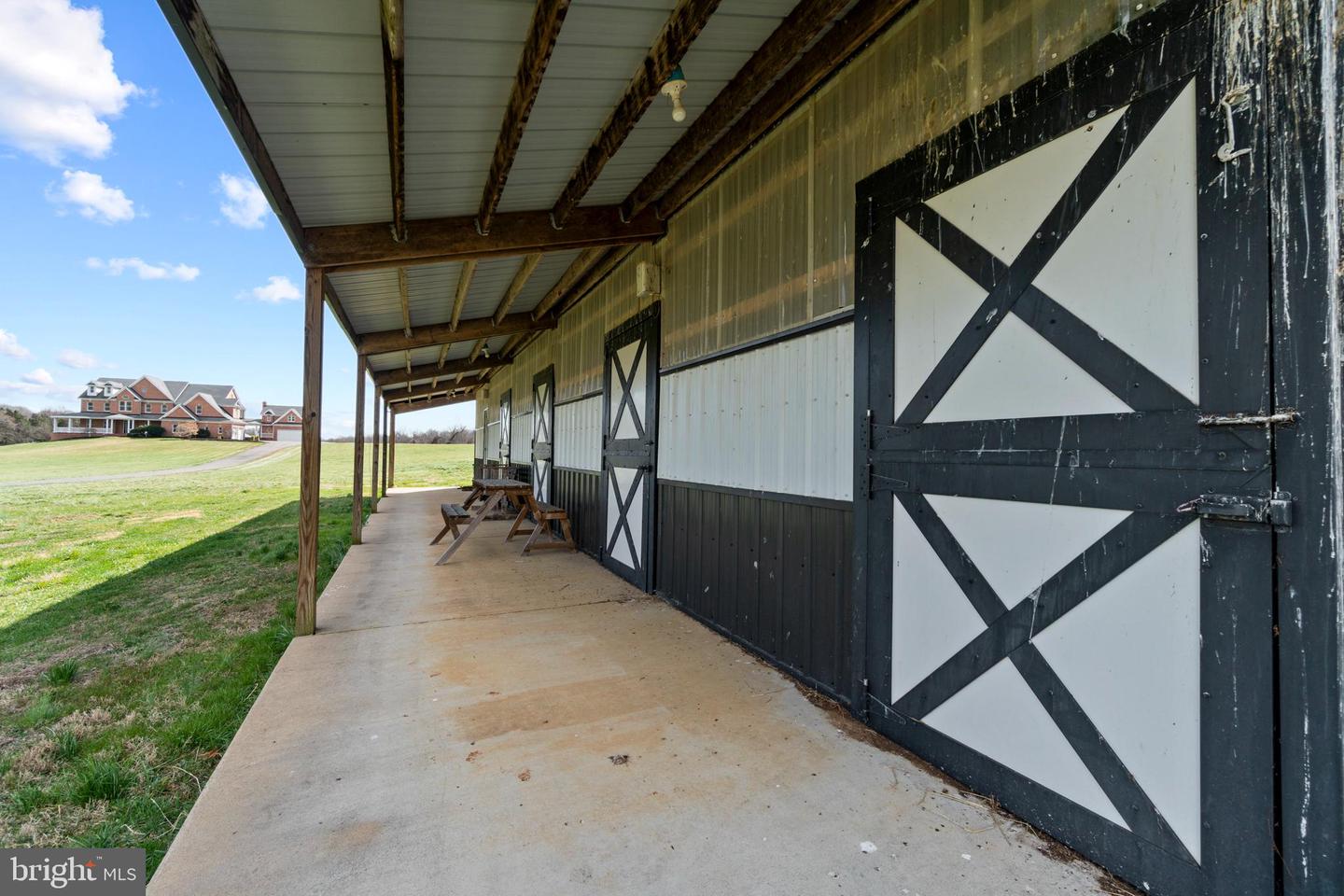 10150 HEDRICK FARM LN, MIDLAND, Virginia 22728, 7 Bedrooms Bedrooms, ,6 BathroomsBathrooms,Residential,For Sale,10150 HEDRICK FARM LN,VAFQ2016418 MLS # VAFQ2016418 10150 HEDRICK FARM LN, MIDLAND, Virginia 22728, 7 Bedrooms Bedrooms, ,6 BathroomsBathrooms,Residential,For Sale,10150 HEDRICK FARM LN,VAFQ2016418 MLS # VAFQ2016418