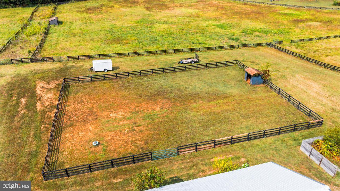 10150 HEDRICK FARM LN, MIDLAND, Virginia 22728, 7 Bedrooms Bedrooms, ,6 BathroomsBathrooms,Residential,For Sale,10150 HEDRICK FARM LN,VAFQ2016418 MLS # VAFQ2016418 10150 HEDRICK FARM LN, MIDLAND, Virginia 22728, 7 Bedrooms Bedrooms, ,6 BathroomsBathrooms,Residential,For Sale,10150 HEDRICK FARM LN,VAFQ2016418 MLS # VAFQ2016418