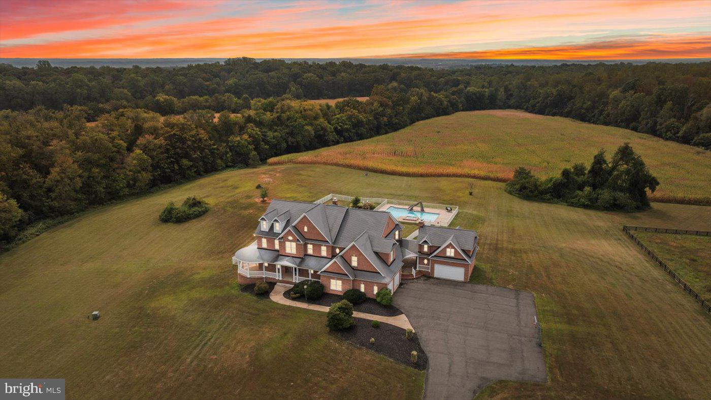 10150 HEDRICK FARM LN, MIDLAND, Virginia 22728, 7 Bedrooms Bedrooms, ,6 BathroomsBathrooms,Residential,For Sale,10150 HEDRICK FARM LN,VAFQ2016418 MLS # VAFQ2016418 10150 HEDRICK FARM LN, MIDLAND, Virginia 22728, 7 Bedrooms Bedrooms, ,6 BathroomsBathrooms,Residential,For Sale,10150 HEDRICK FARM LN,VAFQ2016418 MLS # VAFQ2016418