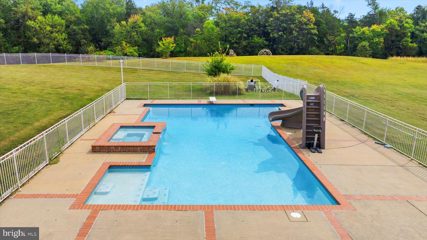 10150 HEDRICK FARM LN, MIDLAND, Virginia 22728, 7 Bedrooms Bedrooms, ,6 BathroomsBathrooms,Residential,For Sale,10150 HEDRICK FARM LN,VAFQ2016418 MLS # VAFQ2016418 10150 HEDRICK FARM LN, MIDLAND, Virginia 22728, 7 Bedrooms Bedrooms, ,6 BathroomsBathrooms,Residential,For Sale,10150 HEDRICK FARM LN,VAFQ2016418 MLS # VAFQ2016418