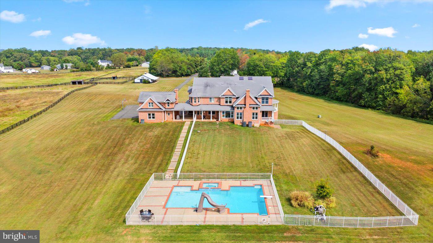 10150 HEDRICK FARM LN, MIDLAND, Virginia 22728, 7 Bedrooms Bedrooms, ,6 BathroomsBathrooms,Residential,For Sale,10150 HEDRICK FARM LN,VAFQ2016418 MLS # VAFQ2016418 10150 HEDRICK FARM LN, MIDLAND, Virginia 22728, 7 Bedrooms Bedrooms, ,6 BathroomsBathrooms,Residential,For Sale,10150 HEDRICK FARM LN,VAFQ2016418 MLS # VAFQ2016418