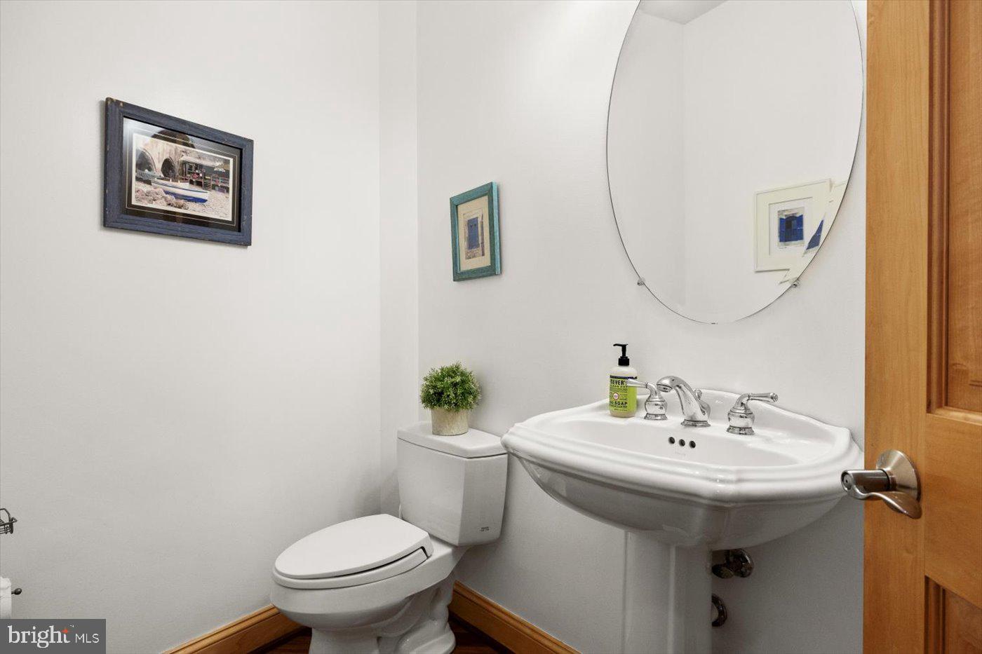 10150 HEDRICK FARM LN, MIDLAND, Virginia 22728, 7 Bedrooms Bedrooms, ,6 BathroomsBathrooms,Residential,For Sale,10150 HEDRICK FARM LN,VAFQ2016418 MLS # VAFQ2016418 10150 HEDRICK FARM LN, MIDLAND, Virginia 22728, 7 Bedrooms Bedrooms, ,6 BathroomsBathrooms,Residential,For Sale,10150 HEDRICK FARM LN,VAFQ2016418 MLS # VAFQ2016418