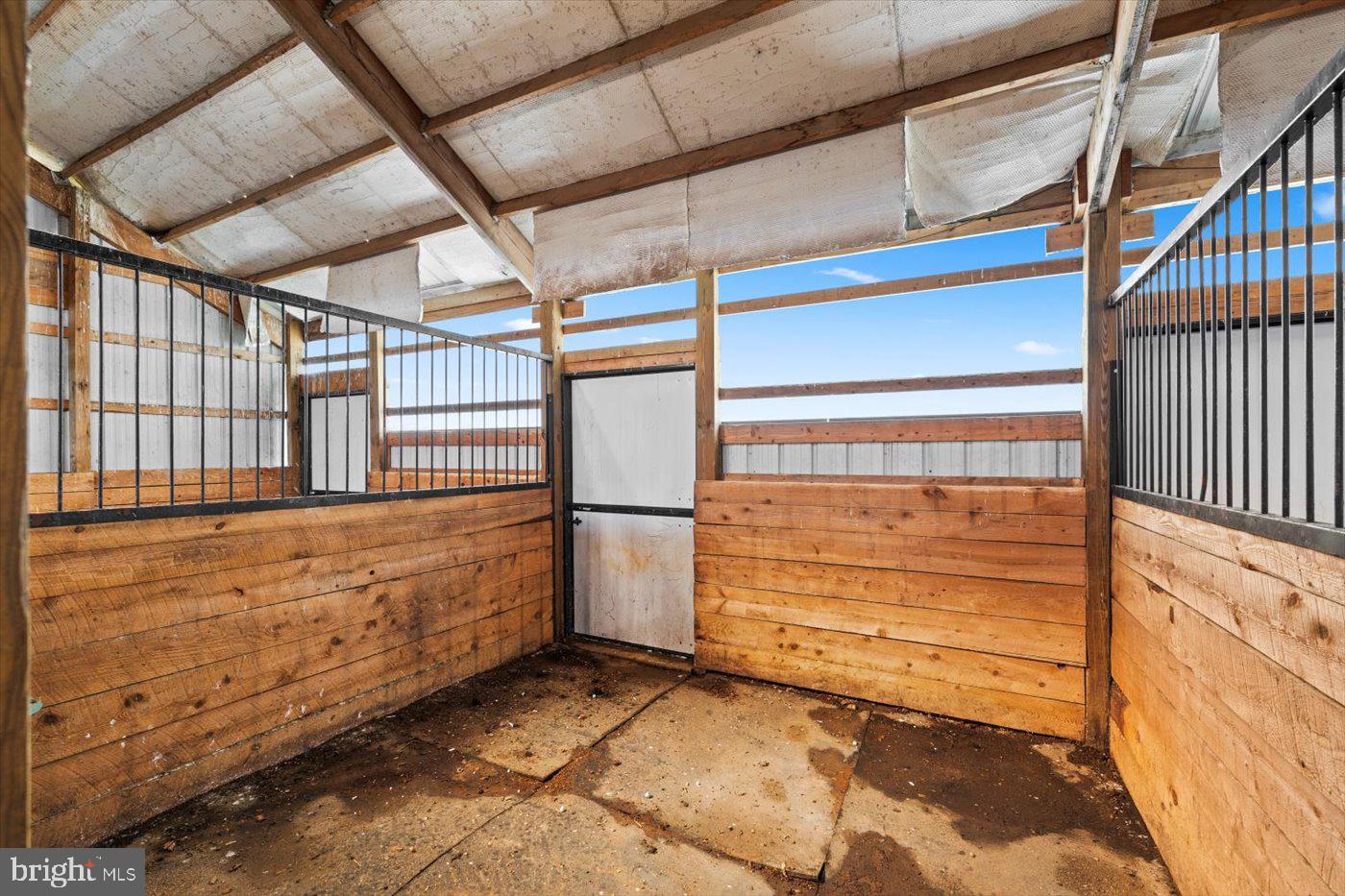 10150 HEDRICK FARM LN, MIDLAND, Virginia 22728, 7 Bedrooms Bedrooms, ,6 BathroomsBathrooms,Residential,For Sale,10150 HEDRICK FARM LN,VAFQ2016418 MLS # VAFQ2016418 10150 HEDRICK FARM LN, MIDLAND, Virginia 22728, 7 Bedrooms Bedrooms, ,6 BathroomsBathrooms,Residential,For Sale,10150 HEDRICK FARM LN,VAFQ2016418 MLS # VAFQ2016418