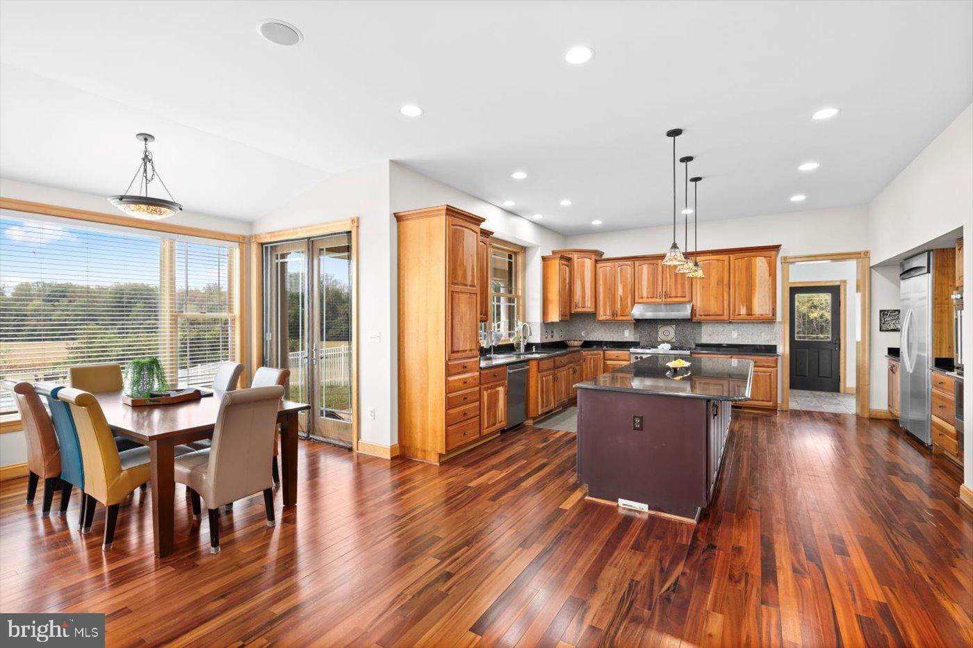 10150 HEDRICK FARM LN, MIDLAND, Virginia 22728, 7 Bedrooms Bedrooms, ,6 BathroomsBathrooms,Residential,For Sale,10150 HEDRICK FARM LN,VAFQ2016418 MLS # VAFQ2016418 10150 HEDRICK FARM LN, MIDLAND, Virginia 22728, 7 Bedrooms Bedrooms, ,6 BathroomsBathrooms,Residential,For Sale,10150 HEDRICK FARM LN,VAFQ2016418 MLS # VAFQ2016418