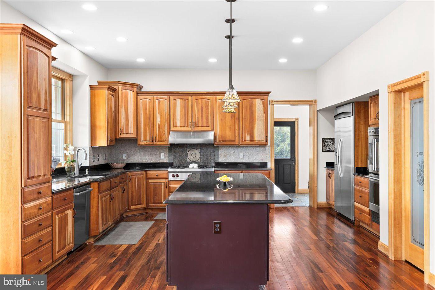 10150 HEDRICK FARM LN, MIDLAND, Virginia 22728, 7 Bedrooms Bedrooms, ,6 BathroomsBathrooms,Residential,For Sale,10150 HEDRICK FARM LN,VAFQ2016418 MLS # VAFQ2016418 10150 HEDRICK FARM LN, MIDLAND, Virginia 22728, 7 Bedrooms Bedrooms, ,6 BathroomsBathrooms,Residential,For Sale,10150 HEDRICK FARM LN,VAFQ2016418 MLS # VAFQ2016418