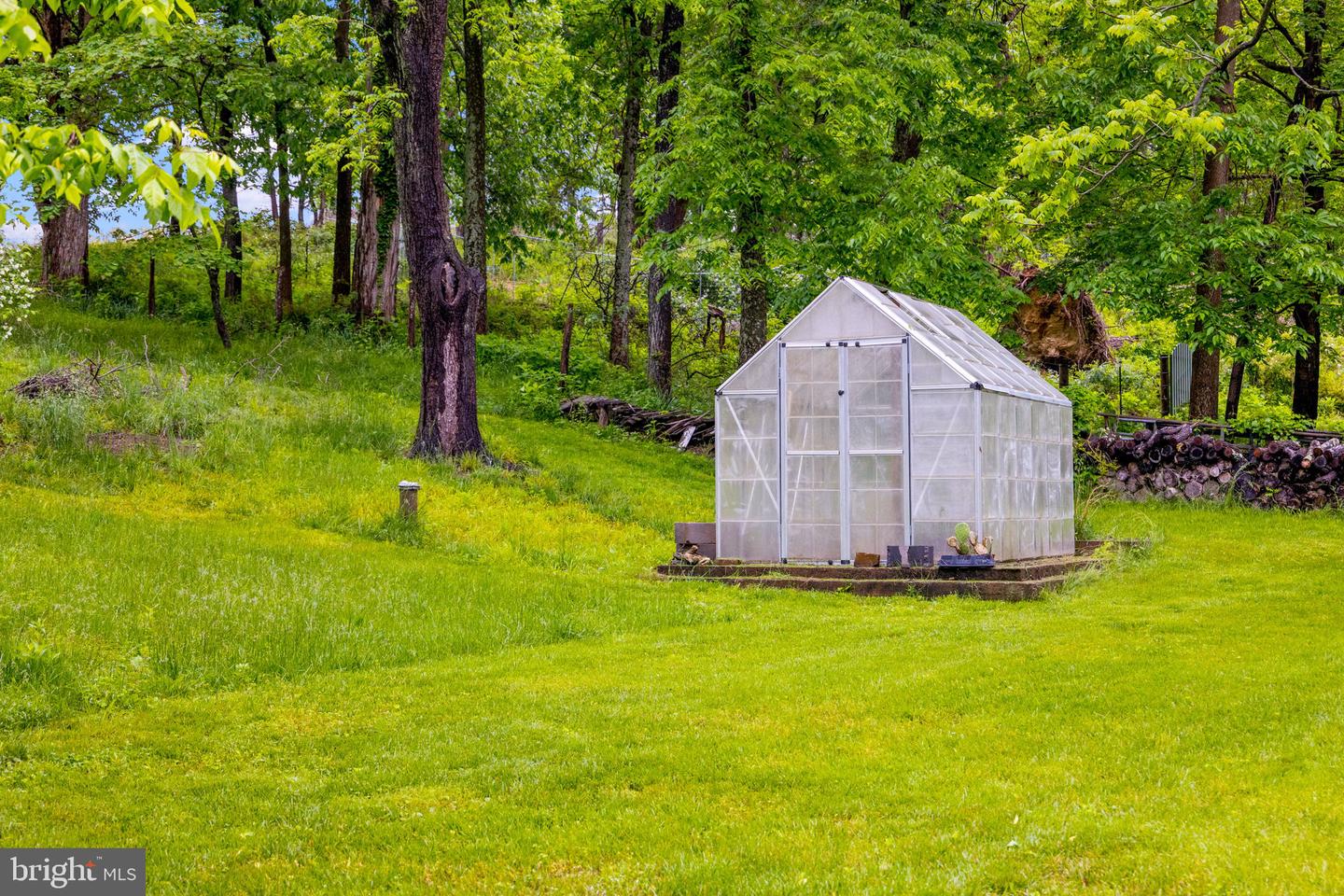 16158 CLARKES GAP RD, WATERFORD, Virginia 20197, 7 Bedrooms Bedrooms, ,1 BathroomBathrooms,Residential,For Sale,16158 CLARKES GAP RD,VALO2092906 MLS # VALO2092906