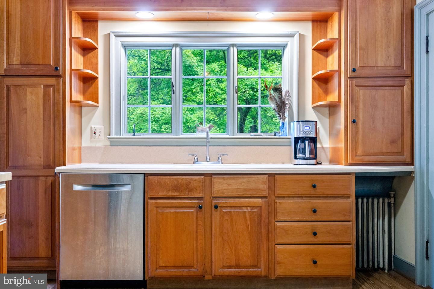 16158 CLARKES GAP RD, WATERFORD, Virginia 20197, 7 Bedrooms Bedrooms, ,1 BathroomBathrooms,Residential,For Sale,16158 CLARKES GAP RD,VALO2092906 MLS # VALO2092906