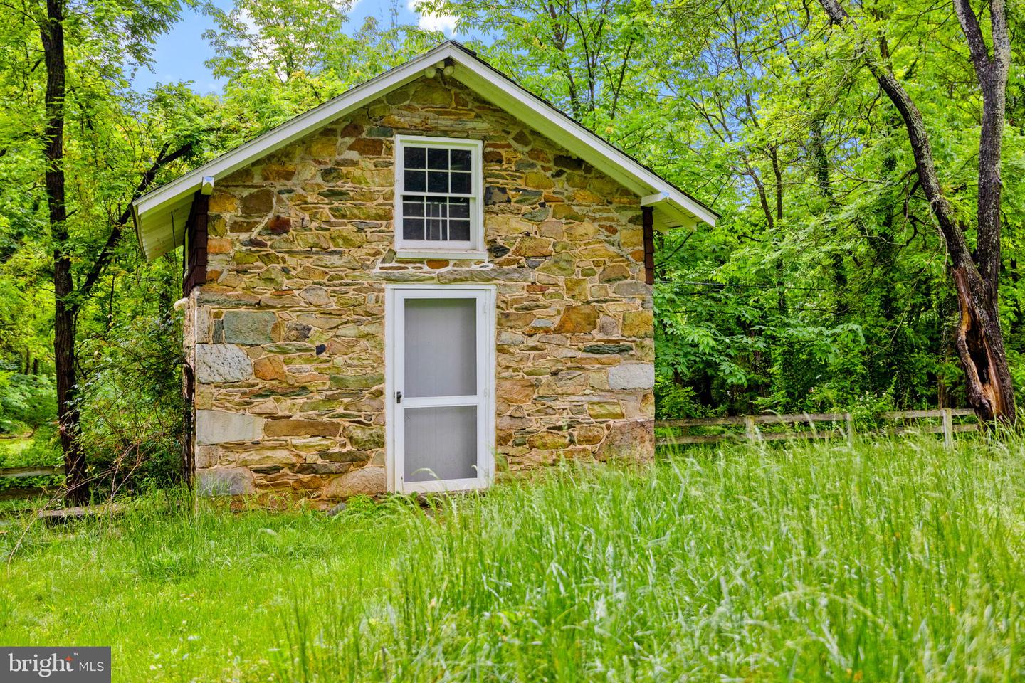 16158 CLARKES GAP RD, WATERFORD, Virginia 20197, 7 Bedrooms Bedrooms, ,1 BathroomBathrooms,Residential,For Sale,16158 CLARKES GAP RD,VALO2092906 MLS # VALO2092906