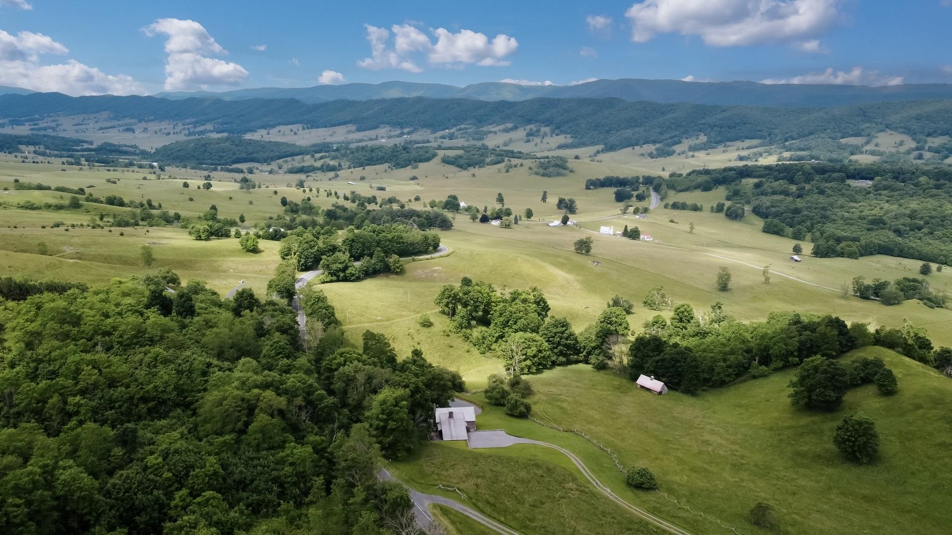 3964 MOUNTAIN TPKE, MONTEREY, Virginia 24465, 4 Bedrooms Bedrooms, ,3 BathroomsBathrooms,Residential,14,3964 MOUNTAIN TPKE,654135 MLS # 654135