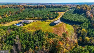 2052 TWENTY TWO RD, PAMPLIN, Virginia 23958, 3 Bedrooms Bedrooms, 8 Rooms Rooms,3 BathroomsBathrooms,Residential,For Sale,2052 TWENTY TWO RD,VAPE2000080 MLS # VAPE2000080