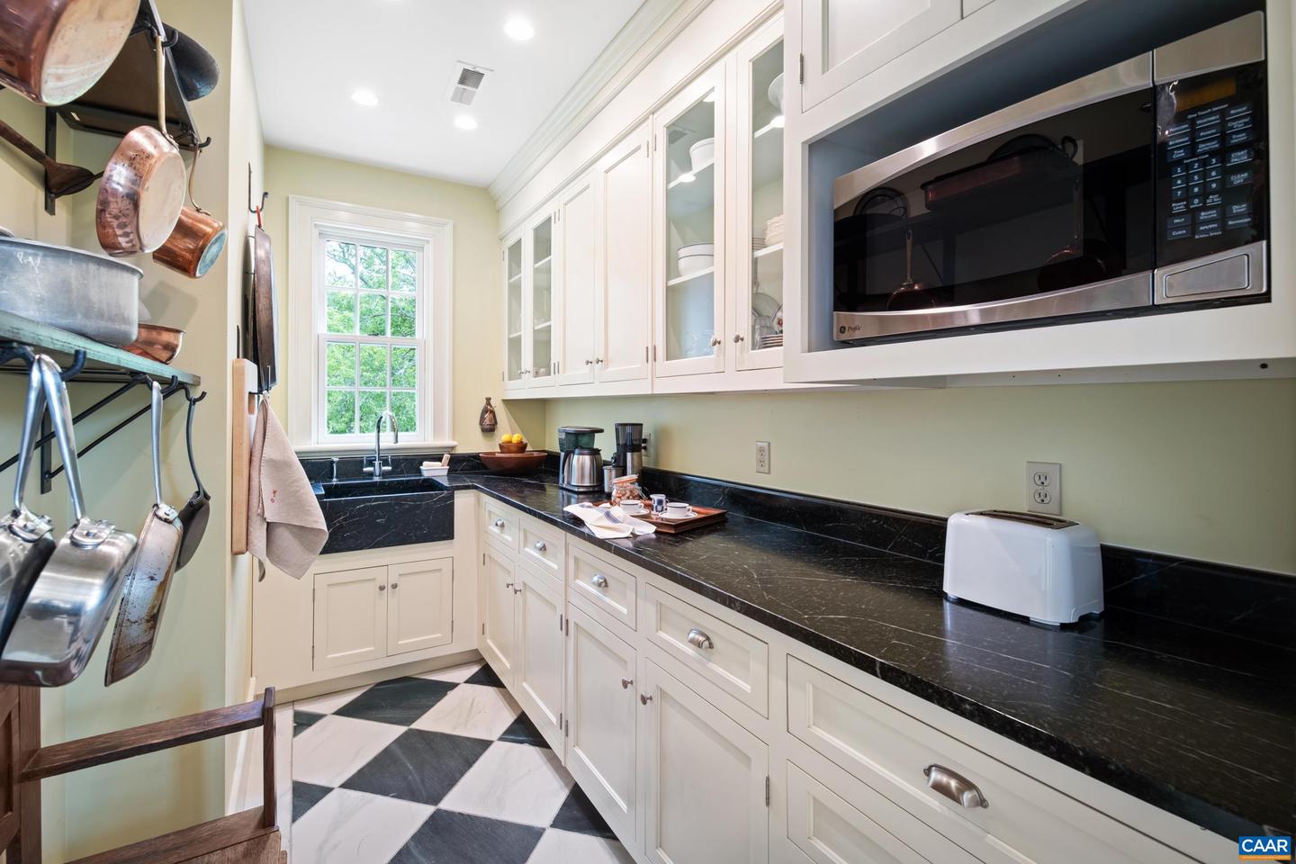 3276 BUCKINGHAM SPRINGS RD, DILLWYN, Virginia 23936, 6 Bedrooms Bedrooms, ,4 BathroomsBathrooms,Residential,For Sale,3276 BUCKINGHAM SPRINGS RD,664675 MLS # 664675