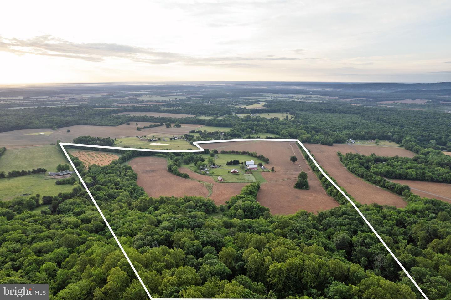 23350 CEDAR MOUNTAIN DR, RAPIDAN, Virginia 22733, 4 Bedrooms Bedrooms, ,3 BathroomsBathrooms,Residential,For Sale,23350 CEDAR MOUNTAIN DR,VACU2010668 MLS # VACU2010668