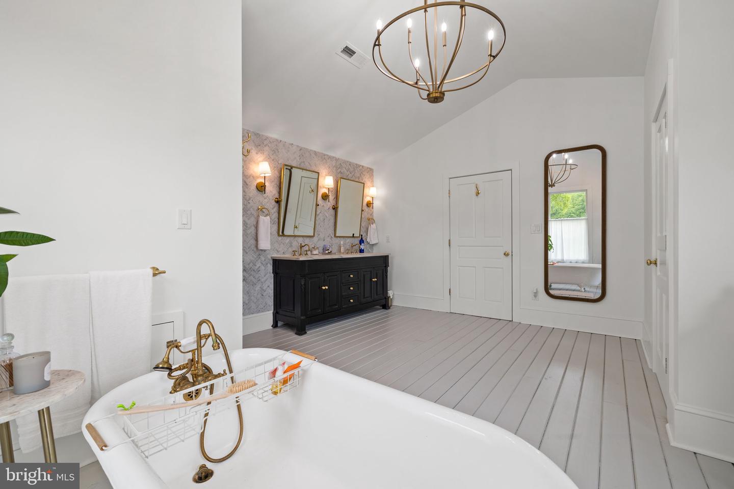 23350 CEDAR MOUNTAIN DR, RAPIDAN, Virginia 22733, 4 Bedrooms Bedrooms, ,3 BathroomsBathrooms,Residential,For Sale,23350 CEDAR MOUNTAIN DR,VACU2010668 MLS # VACU2010668