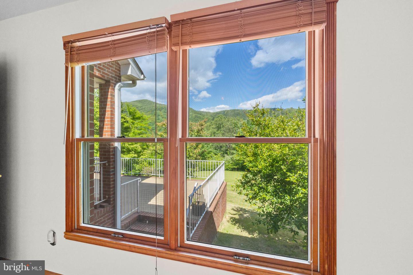 60 MOUNTAIN BREEZE LN, SYRIA, Virginia 22743, 5 Bedrooms Bedrooms, ,2 BathroomsBathrooms,Residential,For Sale,60 MOUNTAIN BREEZE LN,VAMA2002242 MLS # VAMA2002242