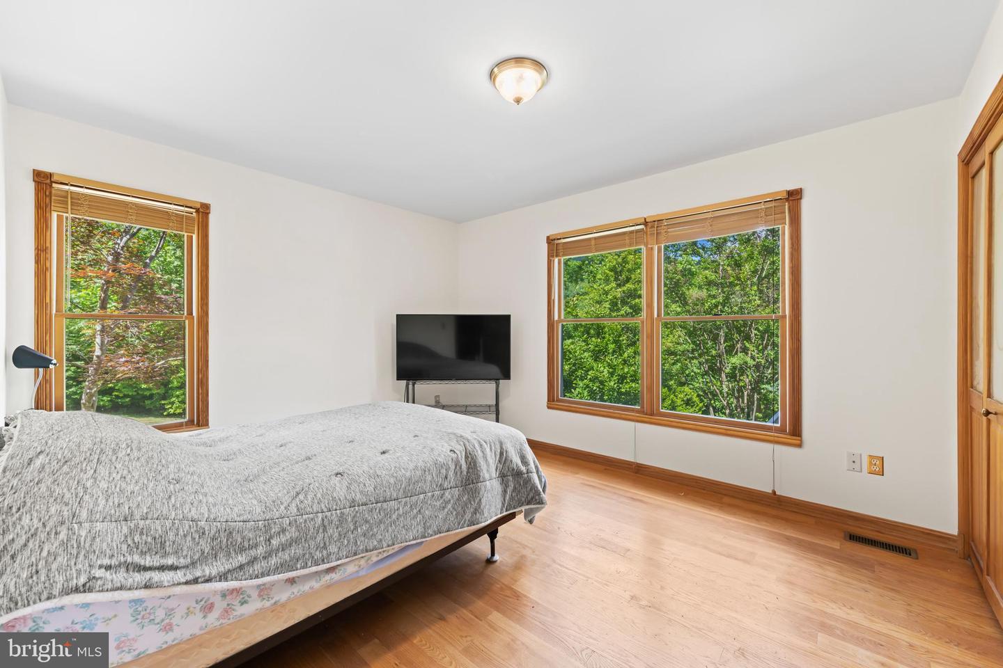 60 MOUNTAIN BREEZE LN, SYRIA, Virginia 22743, 5 Bedrooms Bedrooms, ,2 BathroomsBathrooms,Residential,For Sale,60 MOUNTAIN BREEZE LN,VAMA2002242 MLS # VAMA2002242