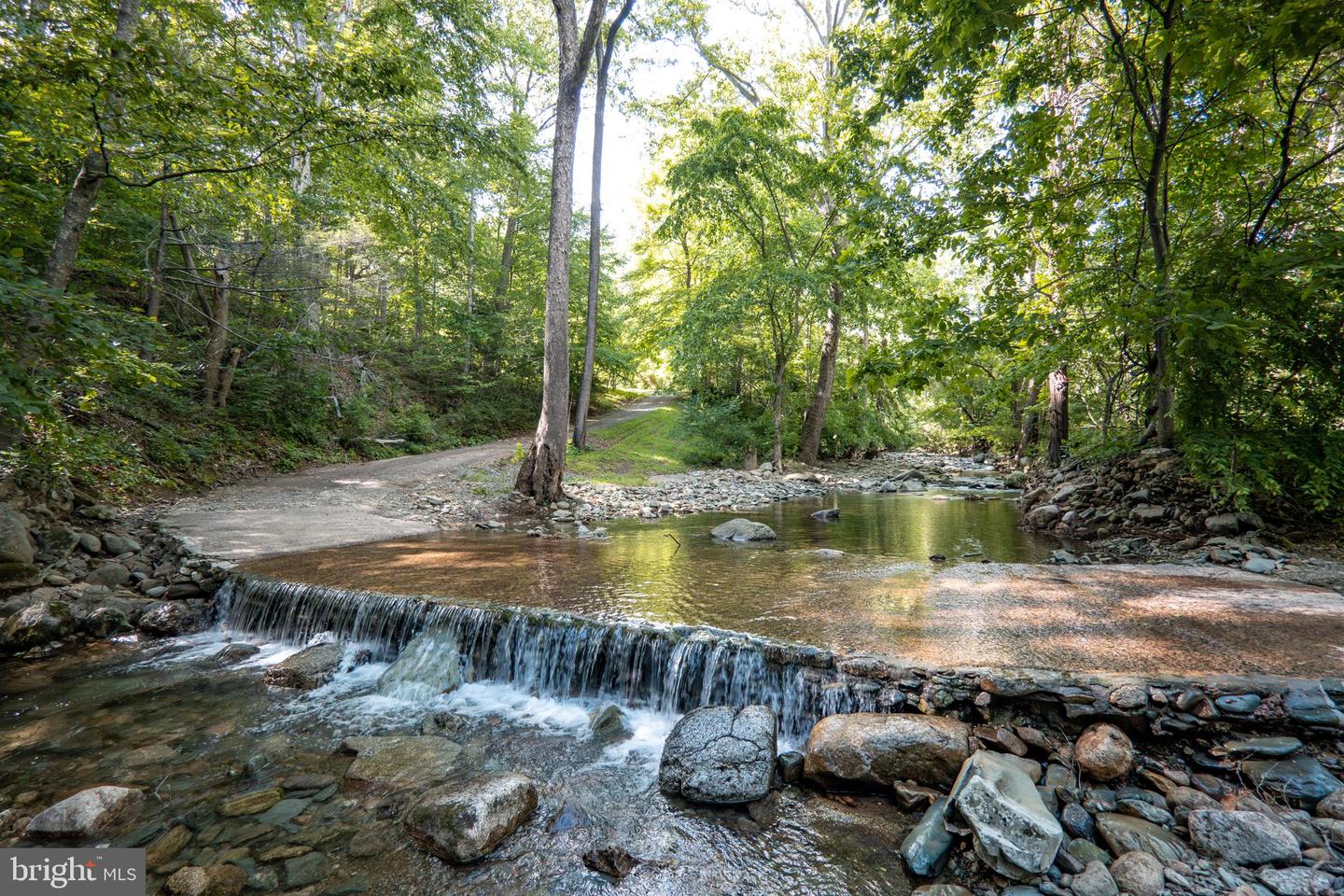 60 MOUNTAIN BREEZE LN, SYRIA, Virginia 22743, 5 Bedrooms Bedrooms, ,2 BathroomsBathrooms,Residential,For Sale,60 MOUNTAIN BREEZE LN,VAMA2002242 MLS # VAMA2002242