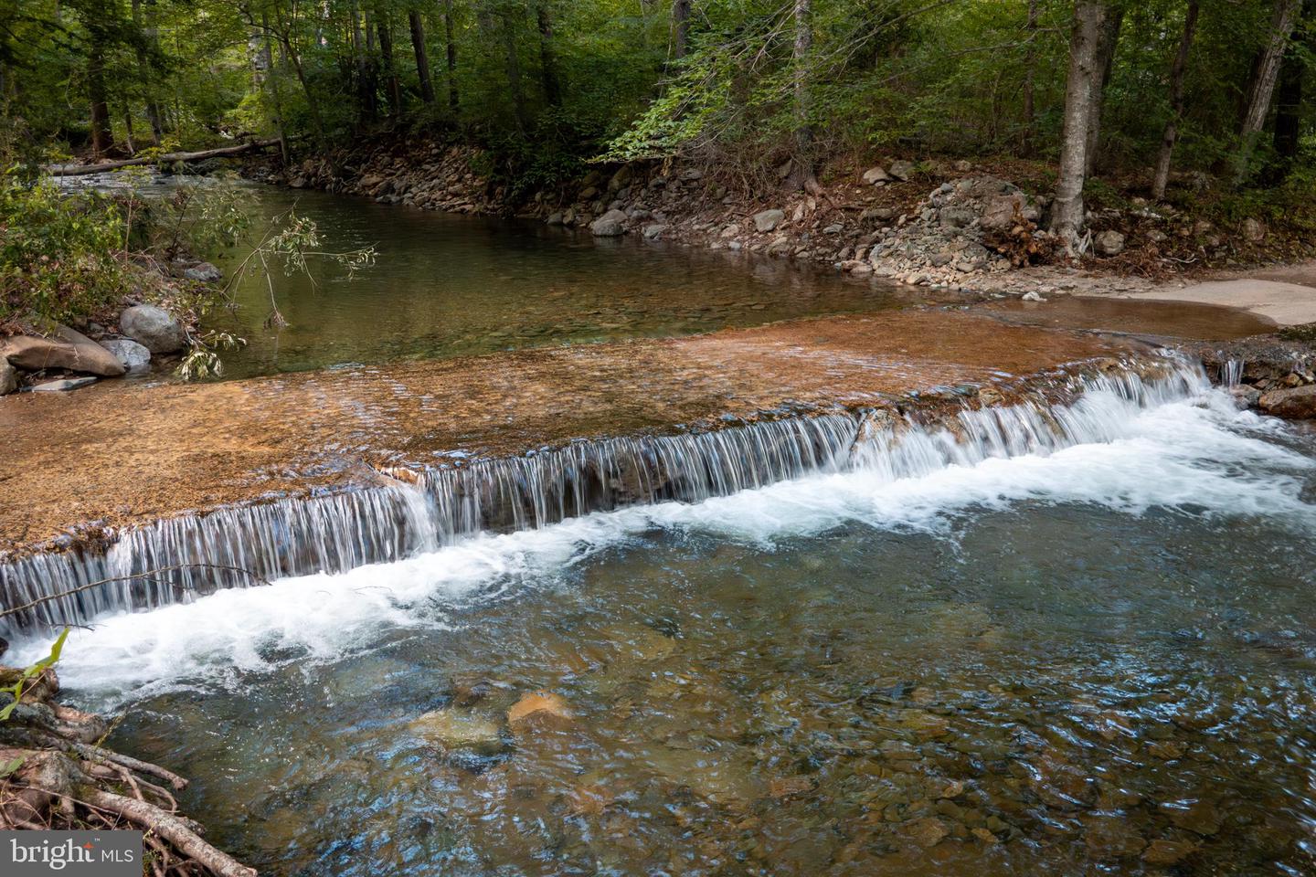 60 MOUNTAIN BREEZE LN, SYRIA, Virginia 22743, 5 Bedrooms Bedrooms, ,2 BathroomsBathrooms,Residential,For Sale,60 MOUNTAIN BREEZE LN,VAMA2002242 MLS # VAMA2002242