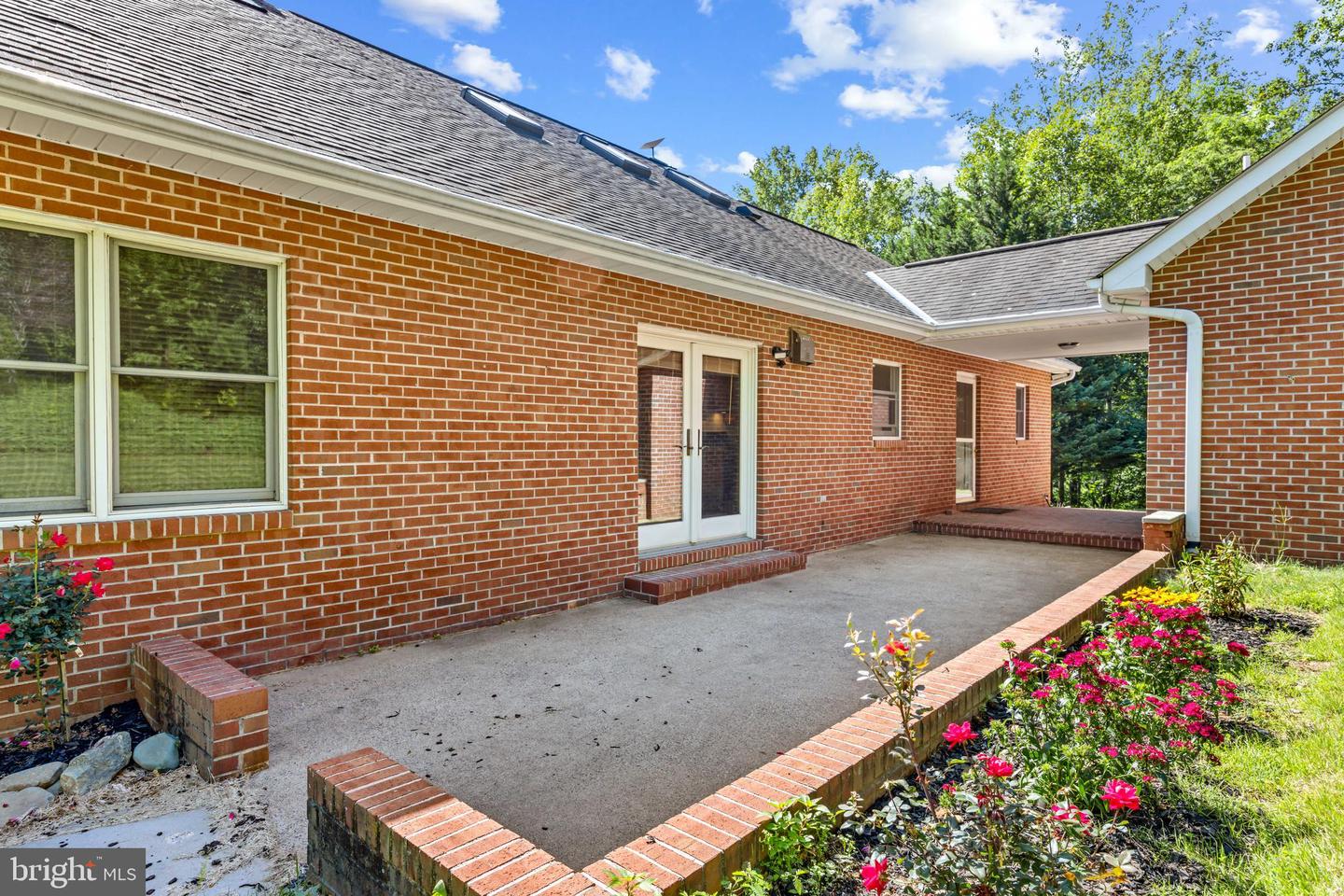 60 MOUNTAIN BREEZE LN, SYRIA, Virginia 22743, 5 Bedrooms Bedrooms, ,2 BathroomsBathrooms,Residential,For Sale,60 MOUNTAIN BREEZE LN,VAMA2002242 MLS # VAMA2002242