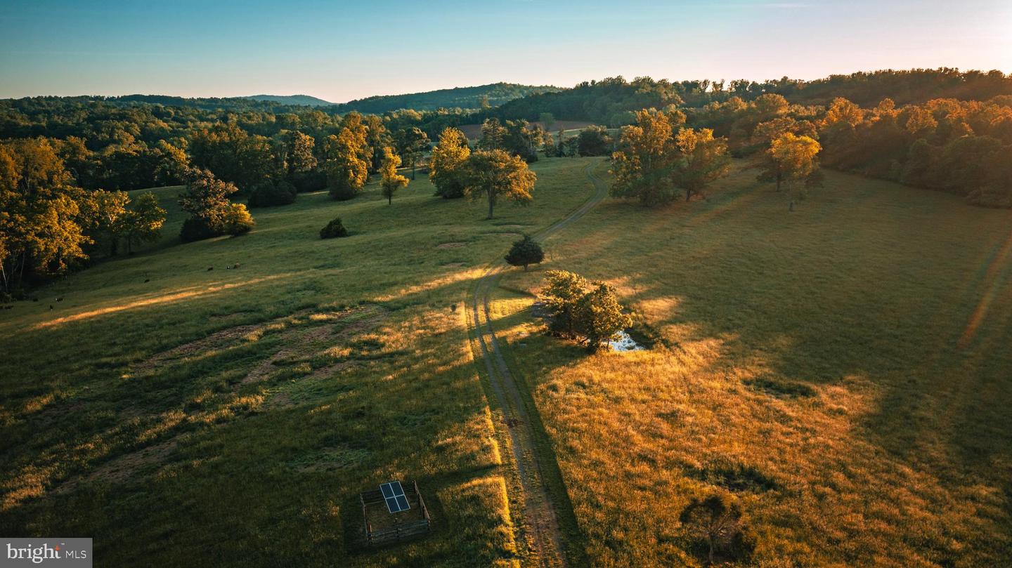 HARTS MILL RD, WARRENTON, Virginia 20186, ,Farm,For Sale,HARTS MILL RD,VAFQ2016750 MLS # VAFQ2016750 HARTS MILL RD, WARRENTON, Virginia 20186, ,Farm,For Sale,HARTS MILL RD,VAFQ2016750 MLS # VAFQ2016750