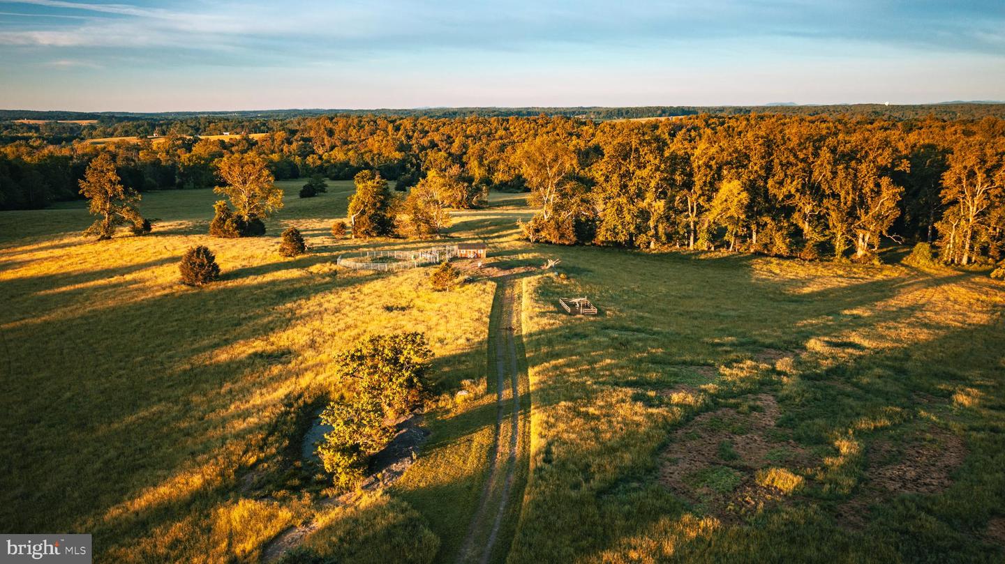 HARTS MILL RD, WARRENTON, Virginia 20186, ,Farm,For Sale,HARTS MILL RD,VAFQ2016750 MLS # VAFQ2016750 HARTS MILL RD, WARRENTON, Virginia 20186, ,Farm,For Sale,HARTS MILL RD,VAFQ2016750 MLS # VAFQ2016750