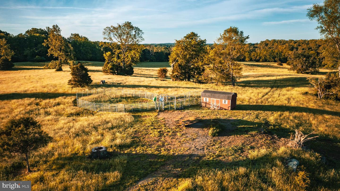 HARTS MILL RD, WARRENTON, Virginia 20186, ,Farm,For Sale,HARTS MILL RD,VAFQ2016750 MLS # VAFQ2016750 HARTS MILL RD, WARRENTON, Virginia 20186, ,Farm,For Sale,HARTS MILL RD,VAFQ2016750 MLS # VAFQ2016750